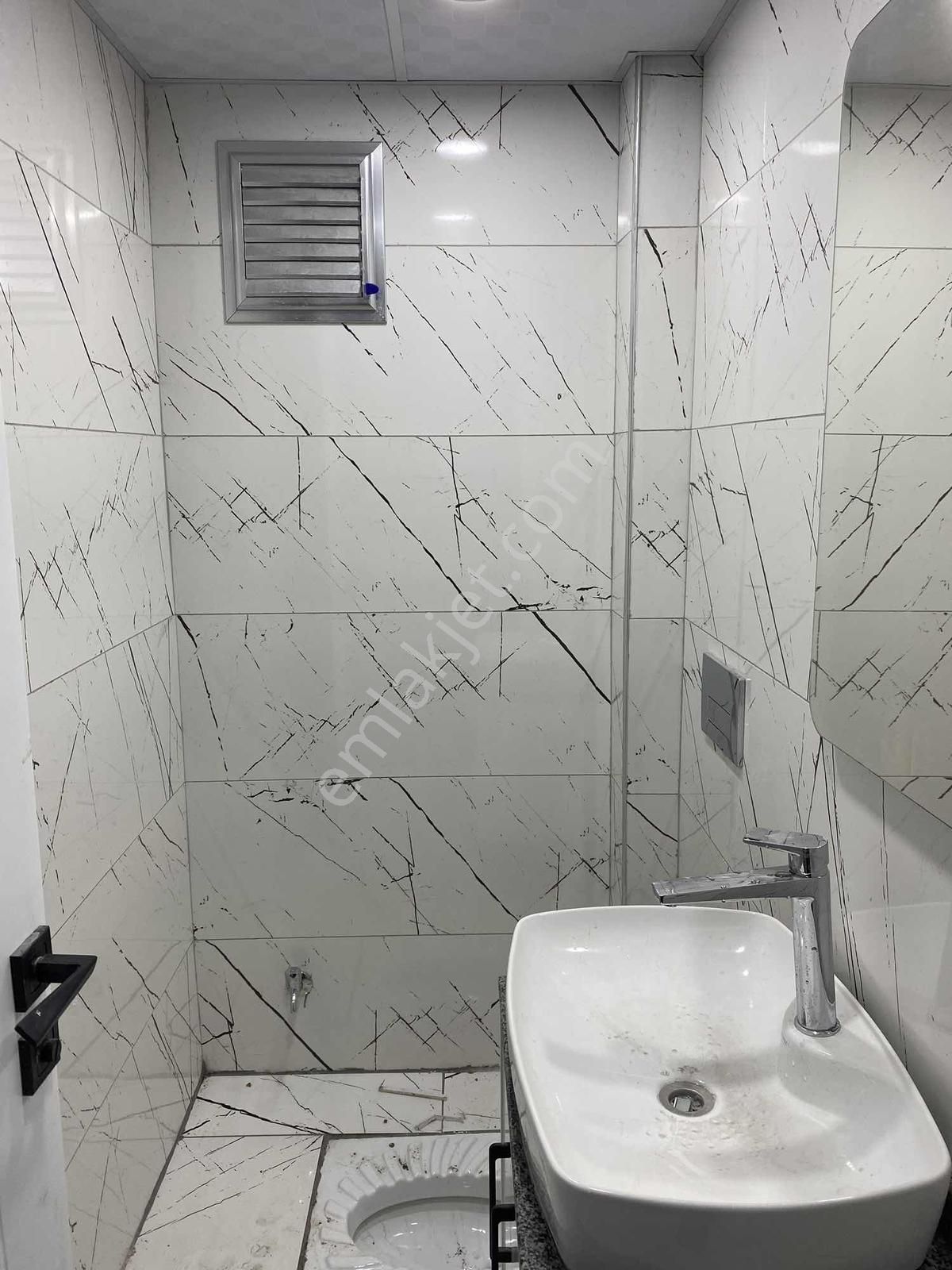 İldem Yeşilyurt Konutlarında 3+1 Oturulur Daire - Görsel 25