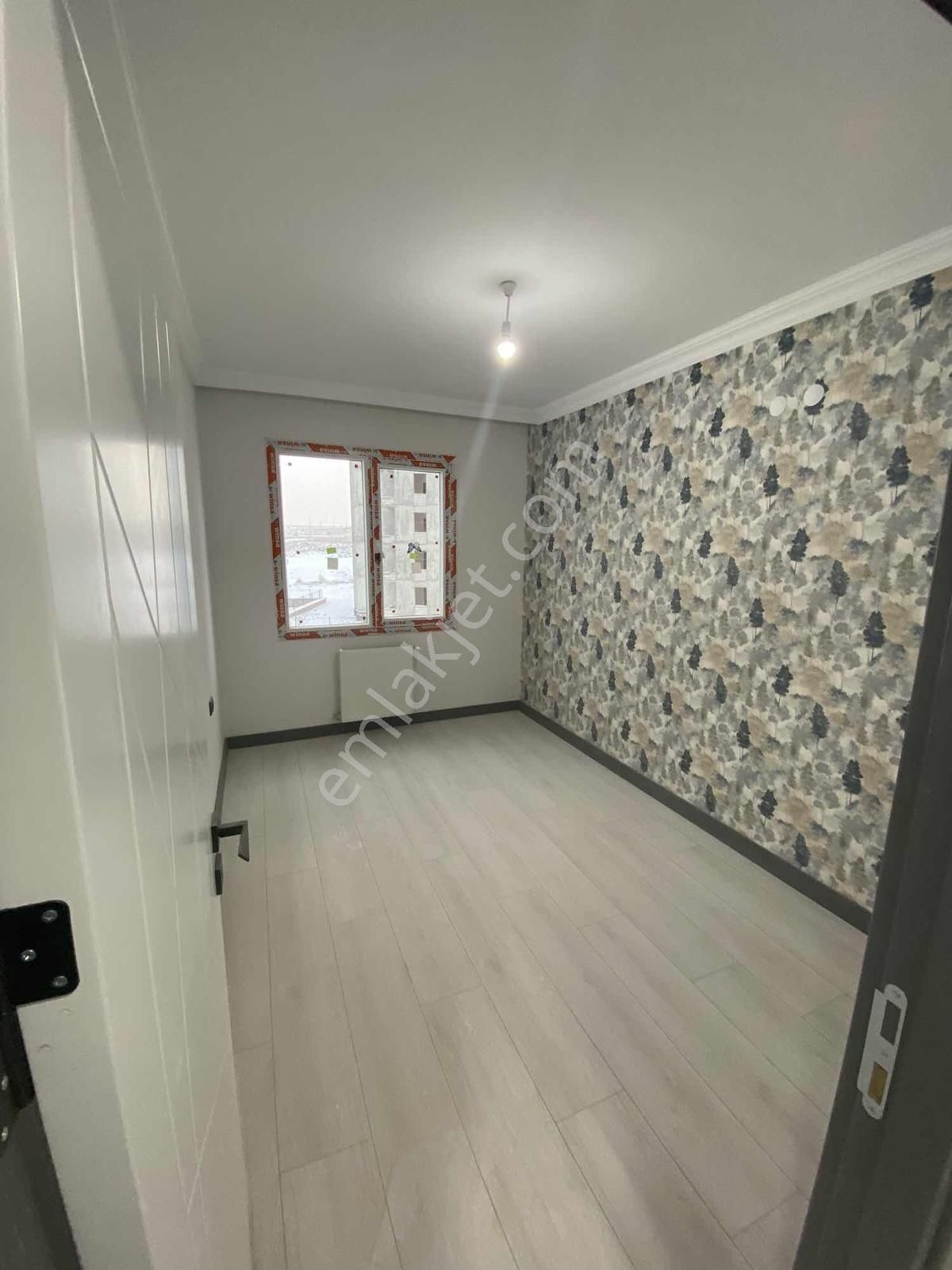 İldem Yeşilyurt Konutlarında 3+1 Oturulur Daire - Görsel 27