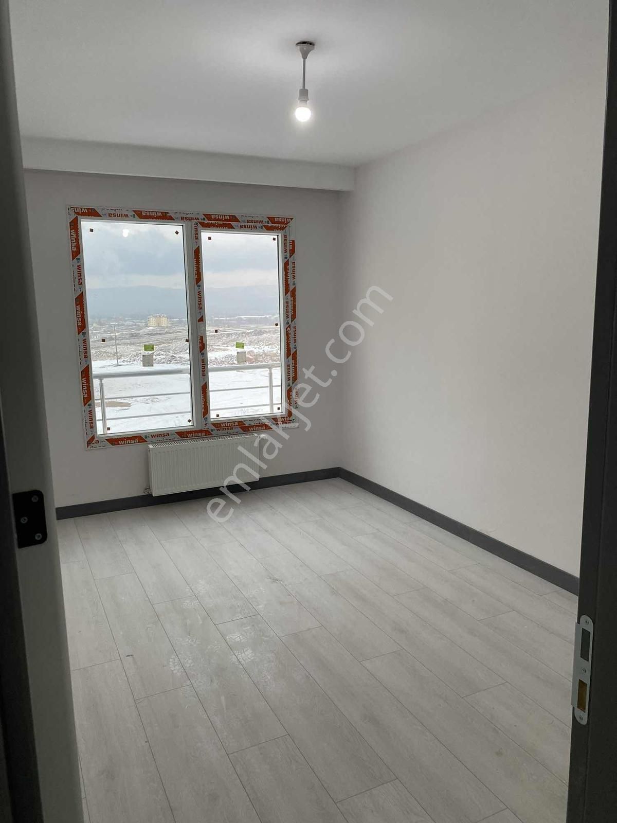 İldem Yeşilyurt Konutlarında 3+1 Oturulur Daire - Görsel 18