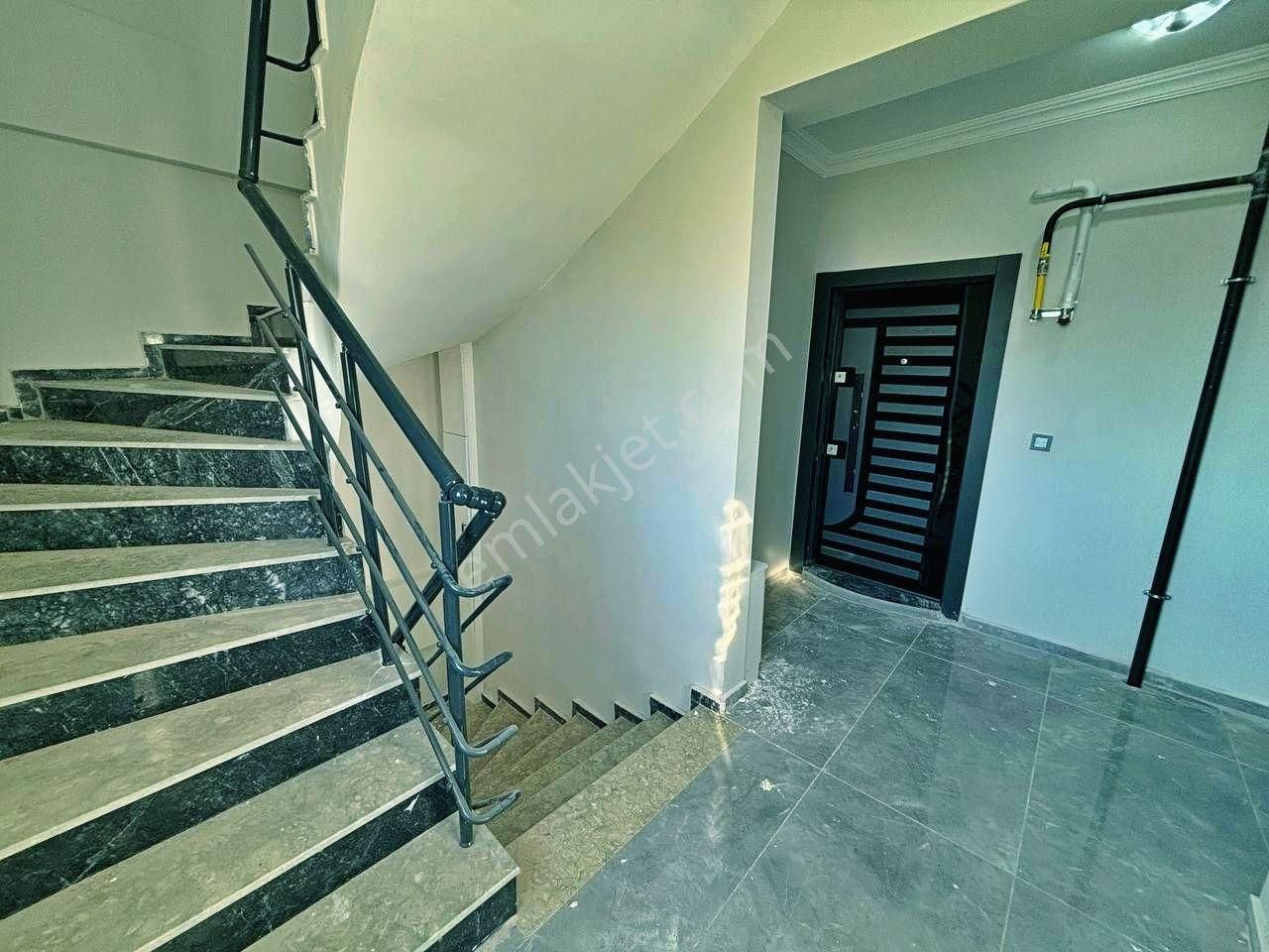 Uytundan Burhaniye Badem Alanında Doğalgazlı Arakat 2+1 Daire - Görsel 11