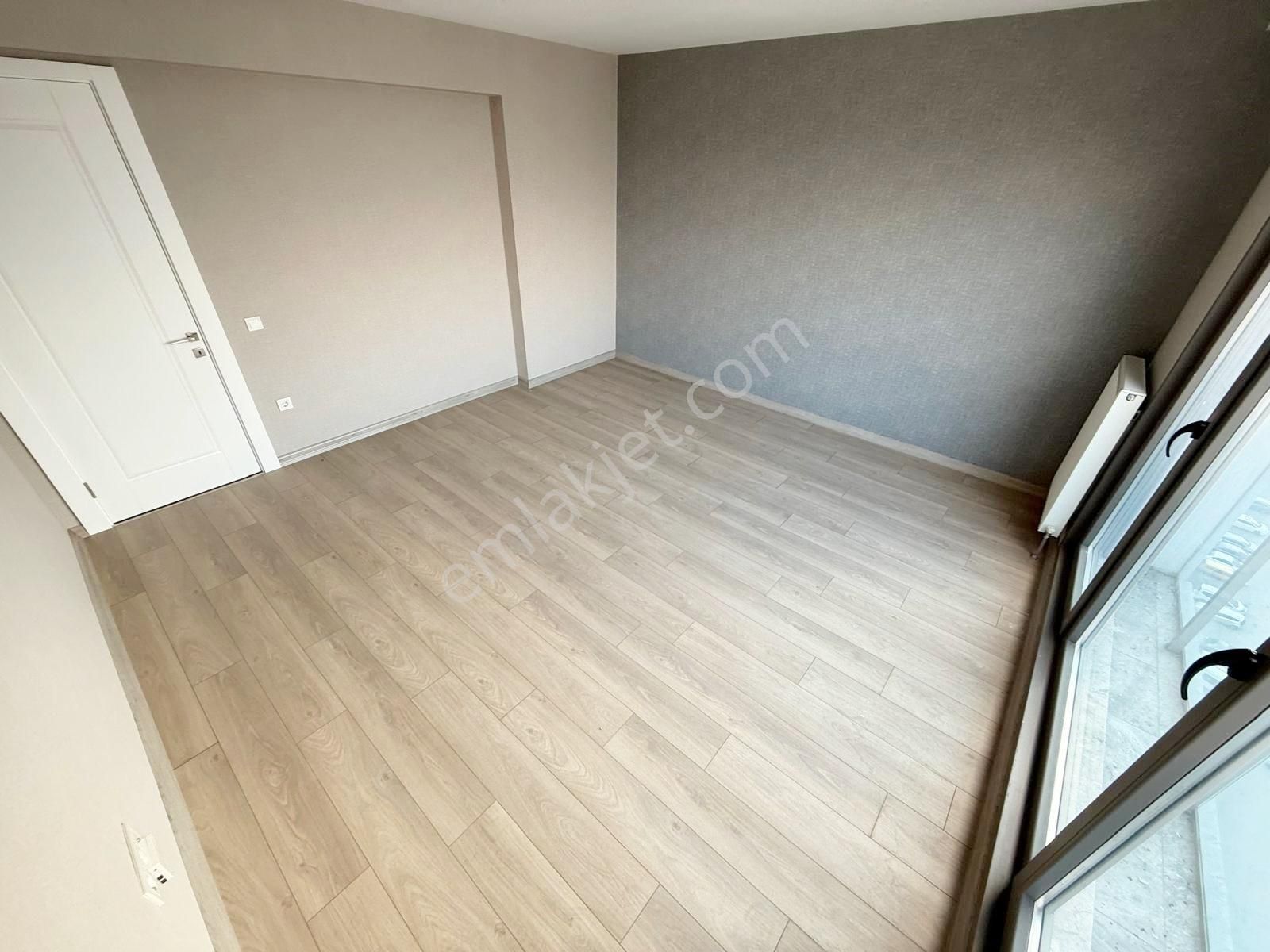 Beyaz'dan Ovacıkta Çift Bloklu Sitede 240m2'lik Dev Yaşam Alanı - Görsel 3