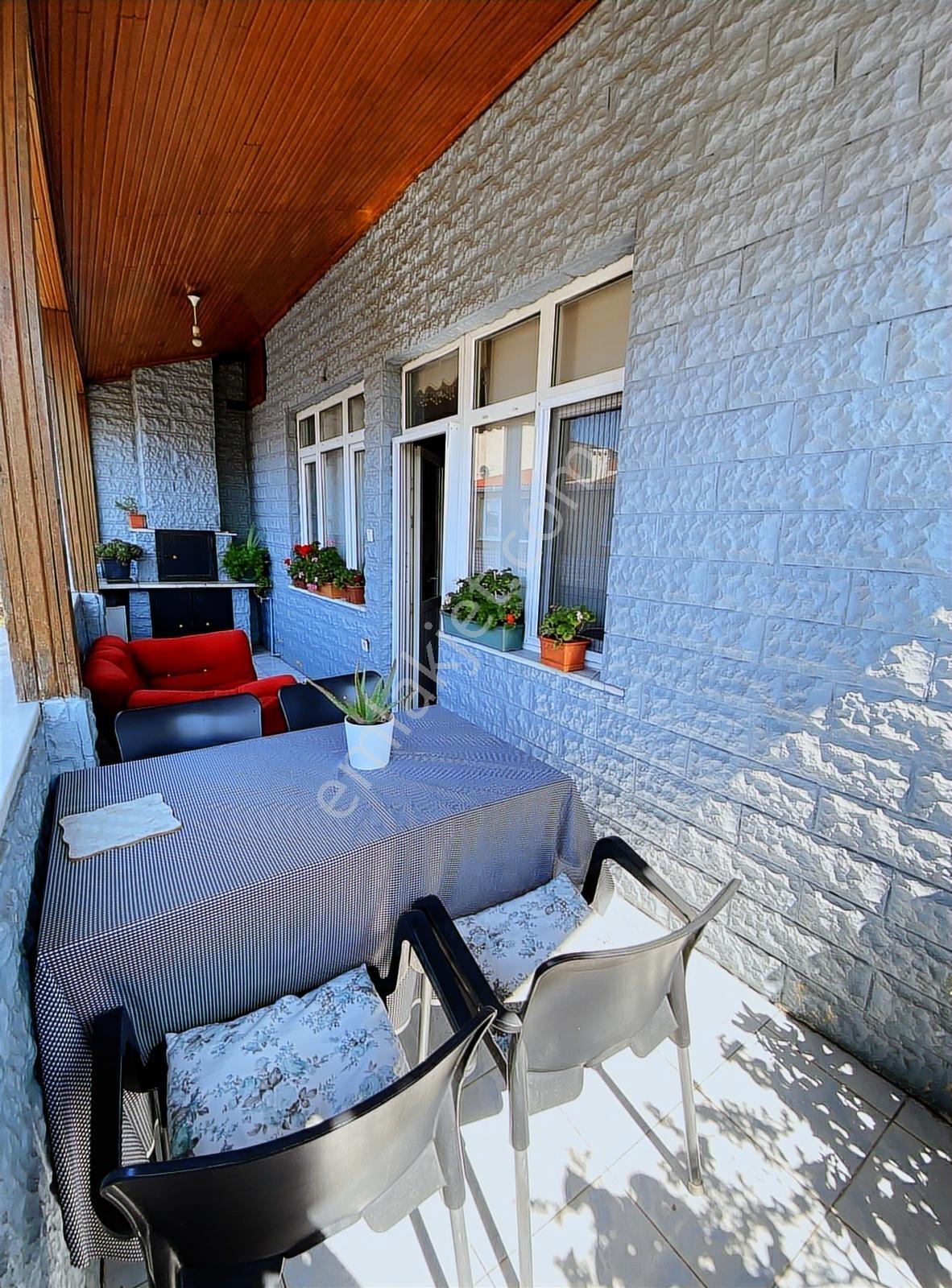 Beyoğlu Piyalepaşa Mahallesi Çift Balkonlu 3+1 Satılık Daire - Görsel 8