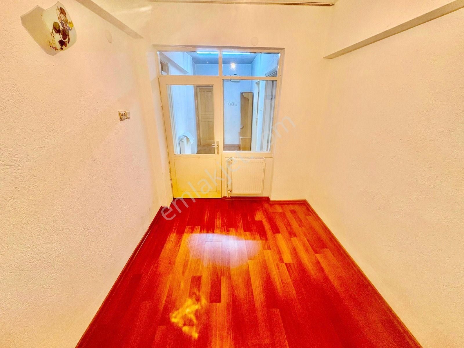 ▇tuzcumurat'ta Ayrı Mutfaklı Ön Cephe Bahçe Kullanımlı 3+1 Daire - Görsel 9