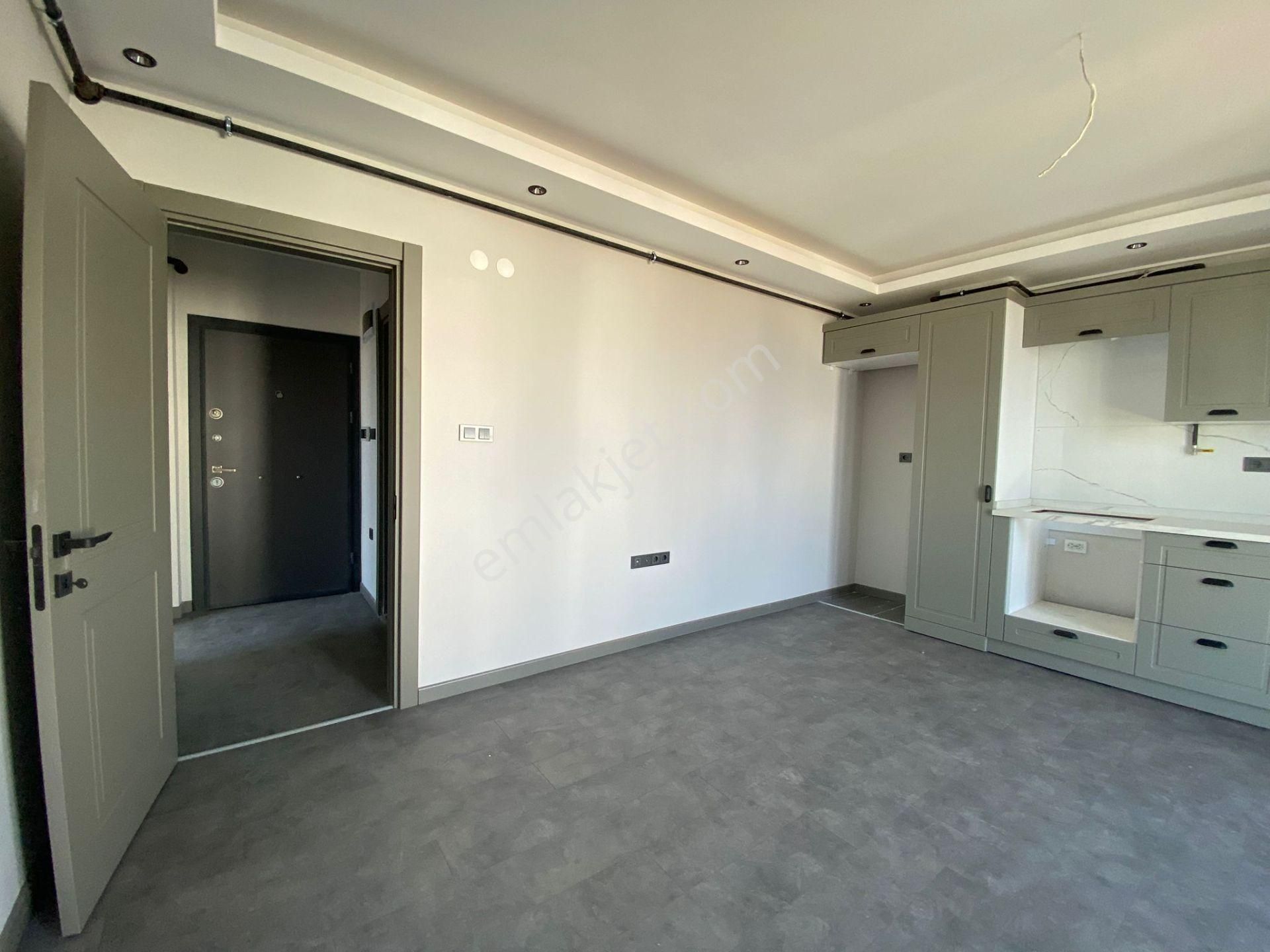 Truva/nazım Demirciden Satılık Deniz Manzaralı 1+1 - Görsel 5