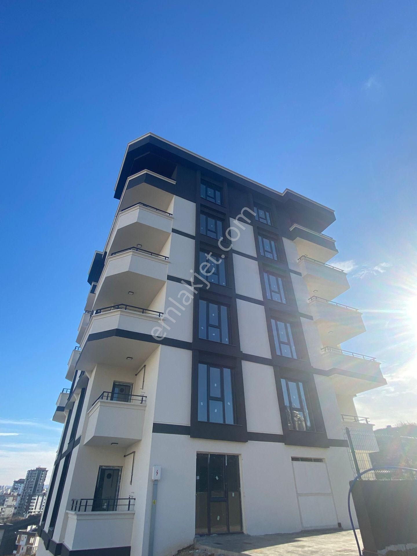 Truva/nazım Demirciden Satılık Deniz Manzaralı 1+1 - Görsel 3