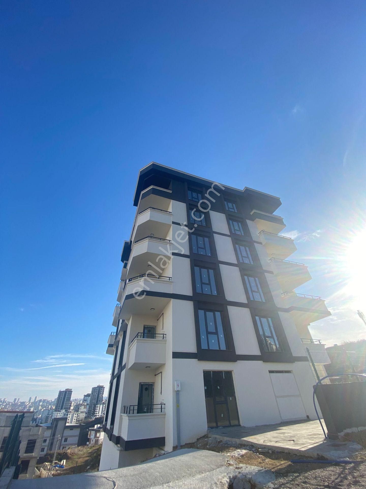 Truva/nazım Demirciden Satılık Deniz Manzaralı 1+1