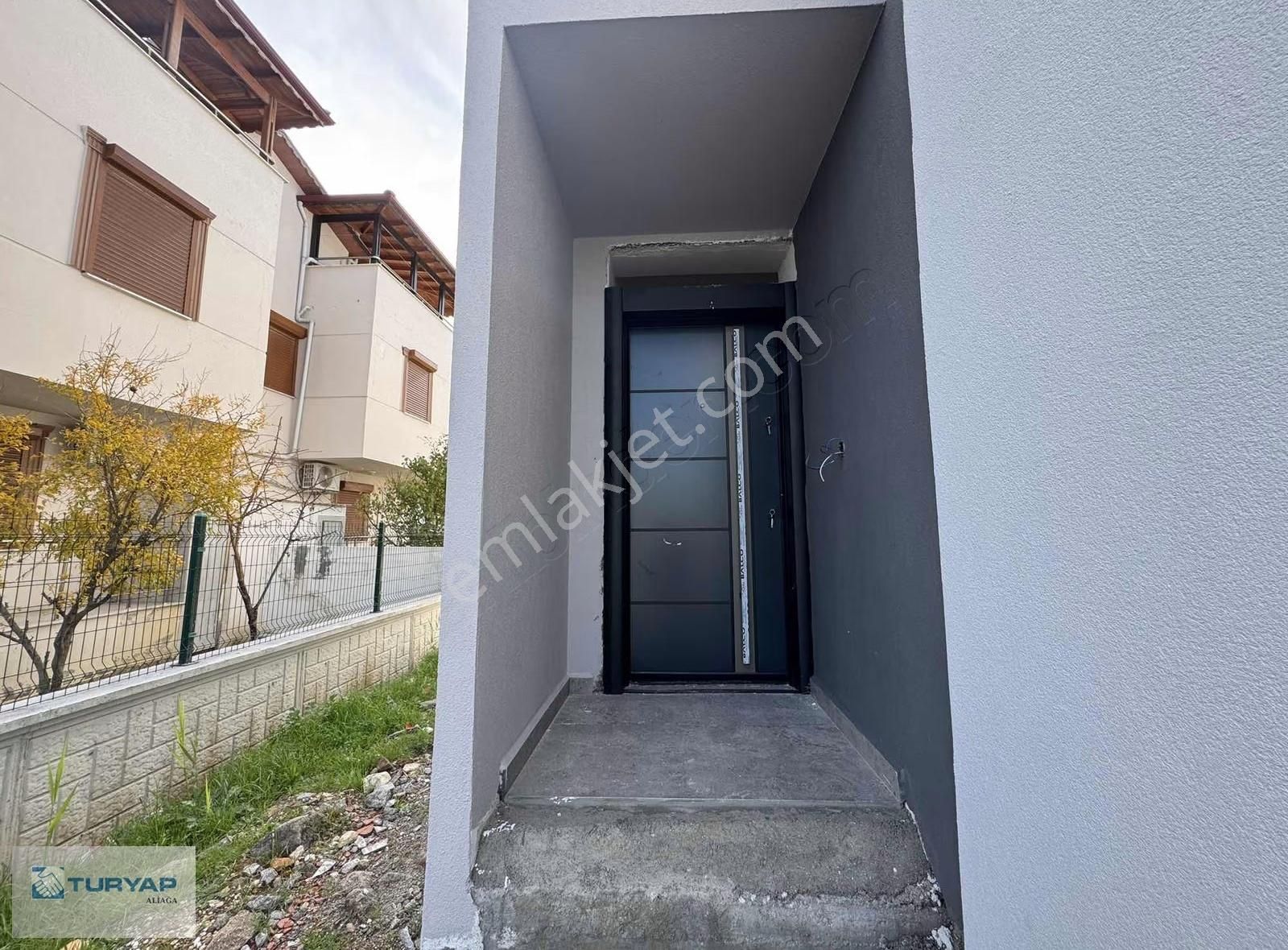 Dikili De Satılık 3+1 Modern Tasarım Dubleks Villa - Görsel 18