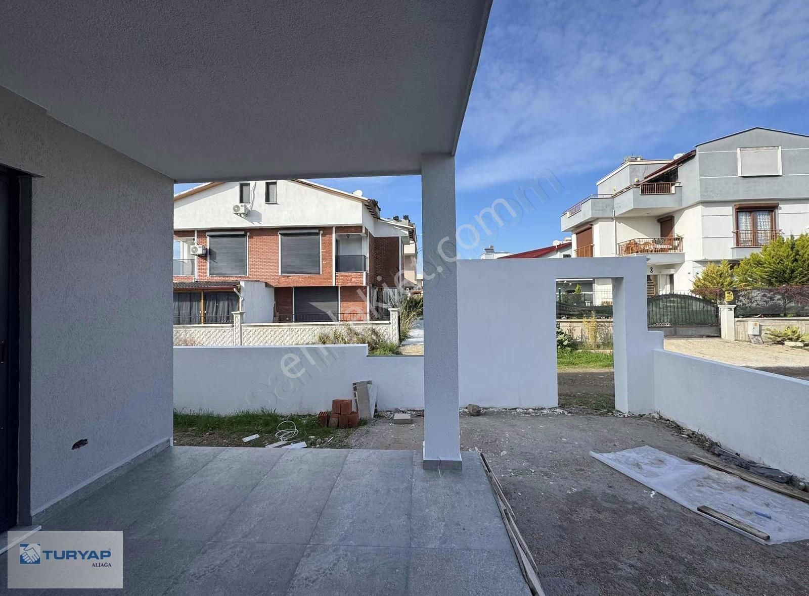 Dikili De Satılık 3+1 Modern Tasarım Dubleks Villa - Görsel 22