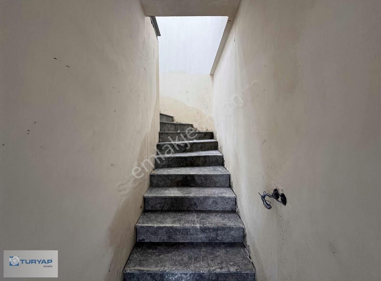 Dikili De Satılık 3+1 Modern Tasarım Dubleks Villa - Görsel 4