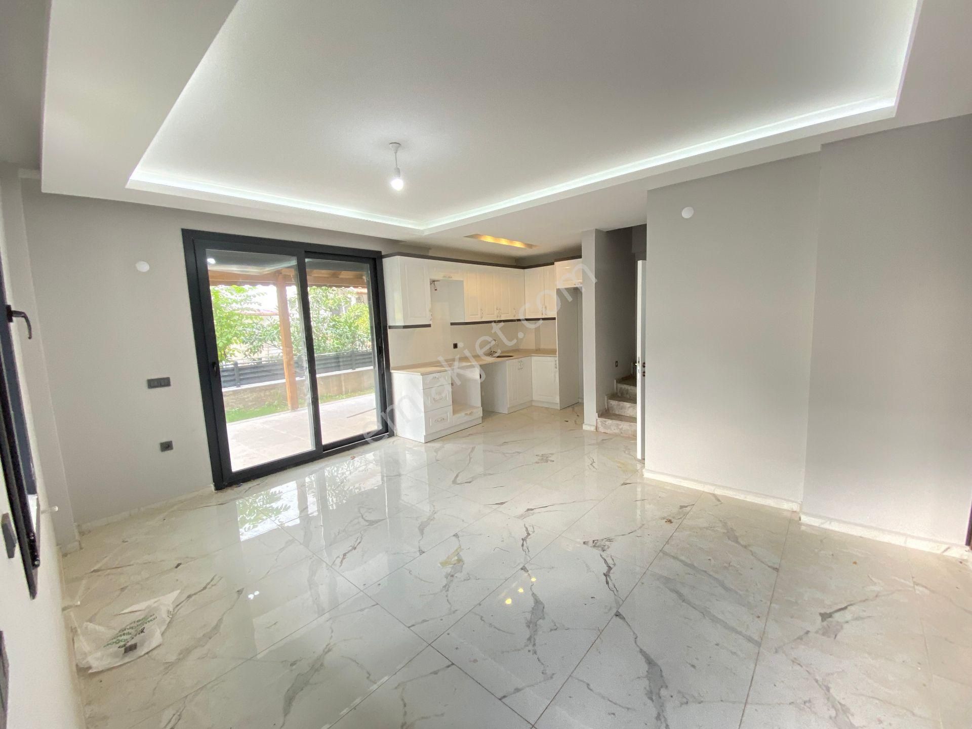 İzmir Seferihisar Doğanbey De Denize 400mt Bahçeli Satılık 4+1 Villa - Görsel 7