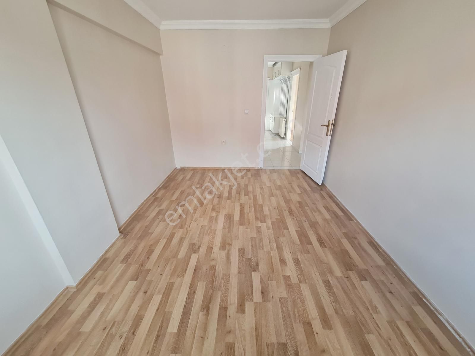 Süvari Mh. Merkezi Konumda Arakat Ön Cephe 3+1 Kiralık Daire - Görsel 15