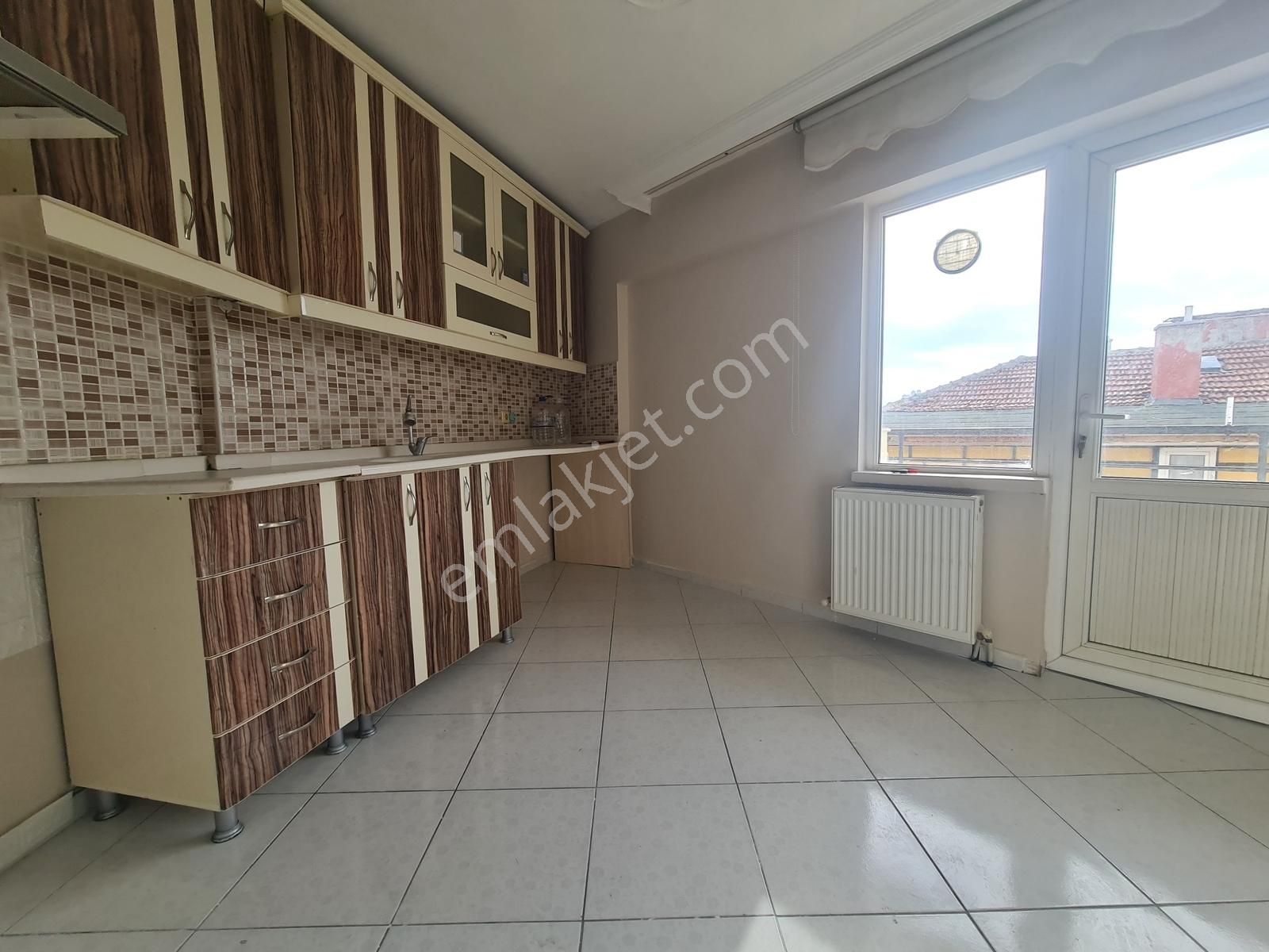 Süvari Mh. Merkezi Konumda Arakat Ön Cephe 3+1 Kiralık Daire - Görsel 17