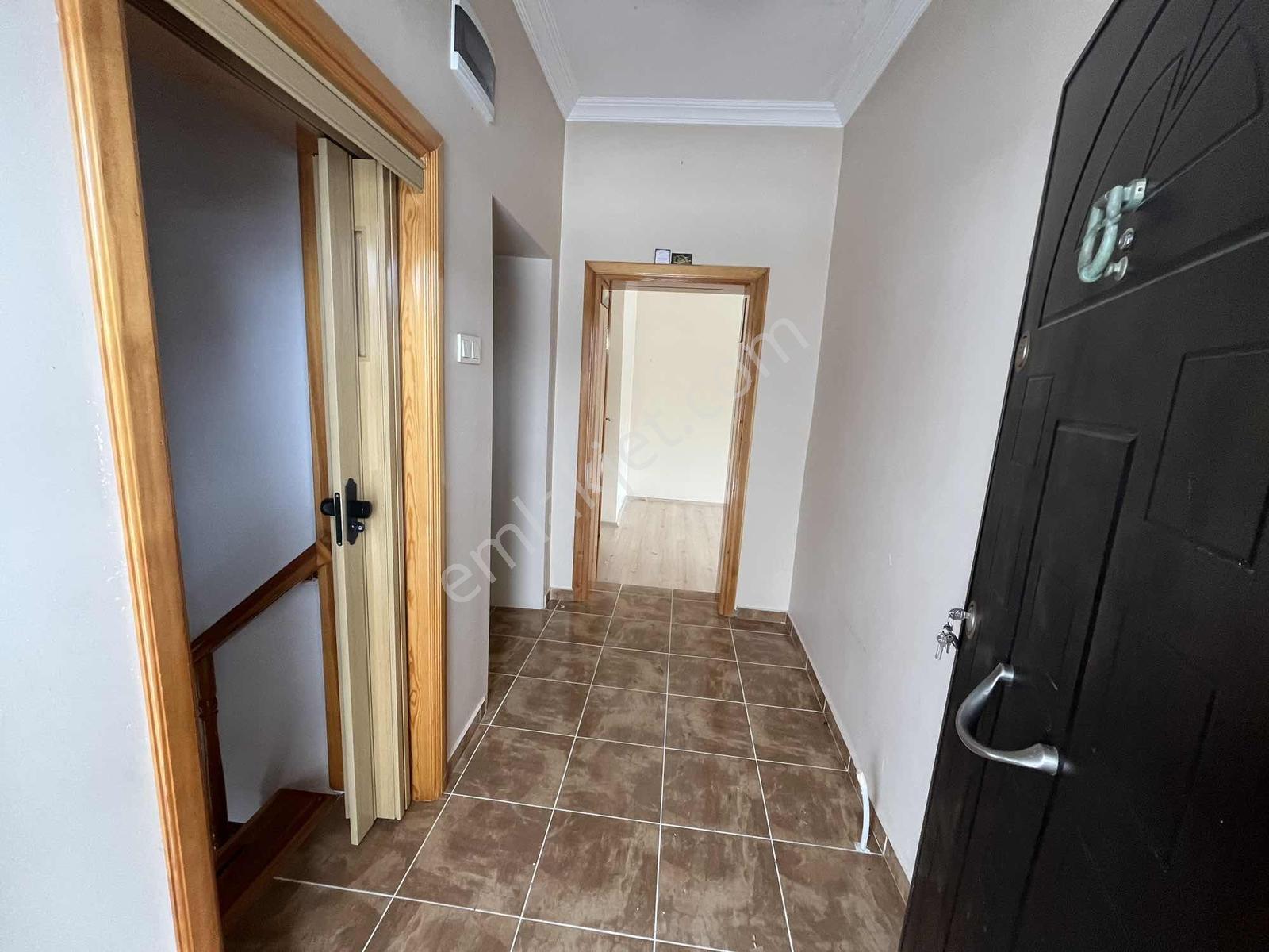 Remax Dem'den Halitpaşa 210m2 Arsa İçinde 150m2 Satılık Müstakil - Görsel 5
