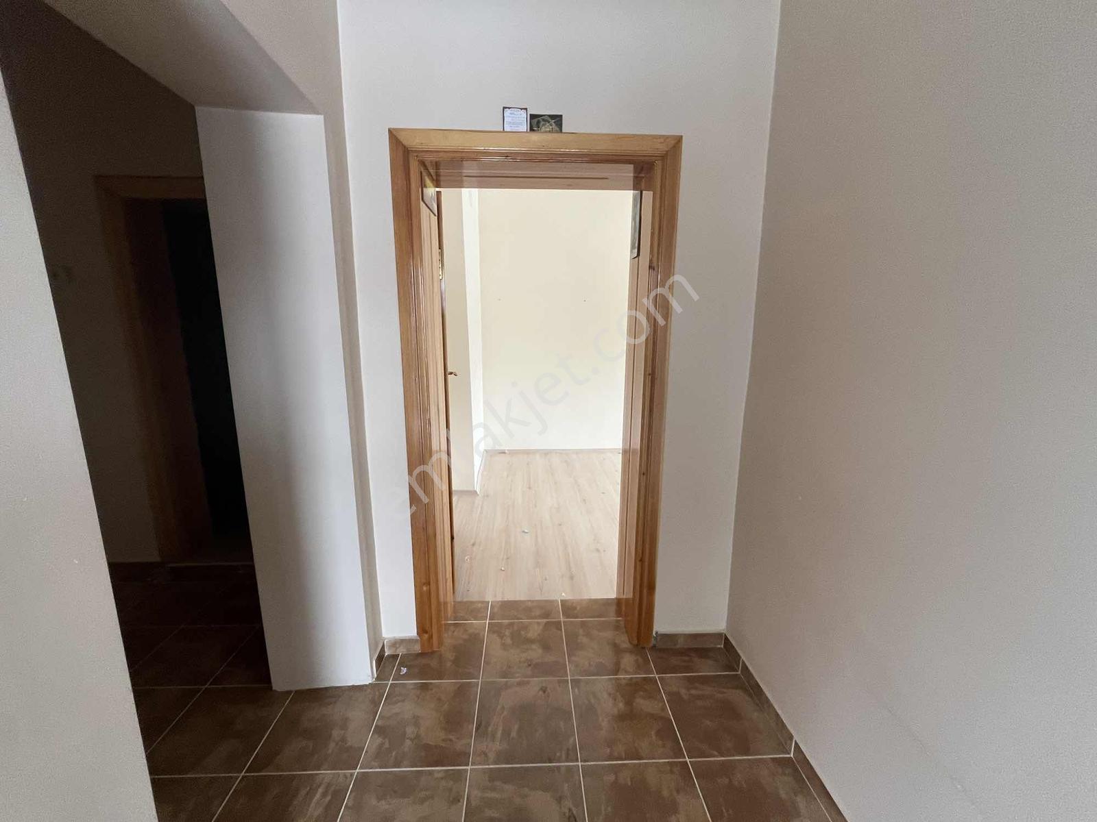 Remax Dem'den Halitpaşa 210m2 Arsa İçinde 150m2 Satılık Müstakil - Görsel 13
