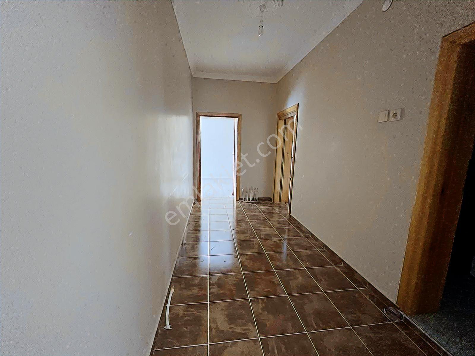 Remax Dem'den Halitpaşa 210m2 Arsa İçinde 150m2 Satılık Müstakil - Görsel 16