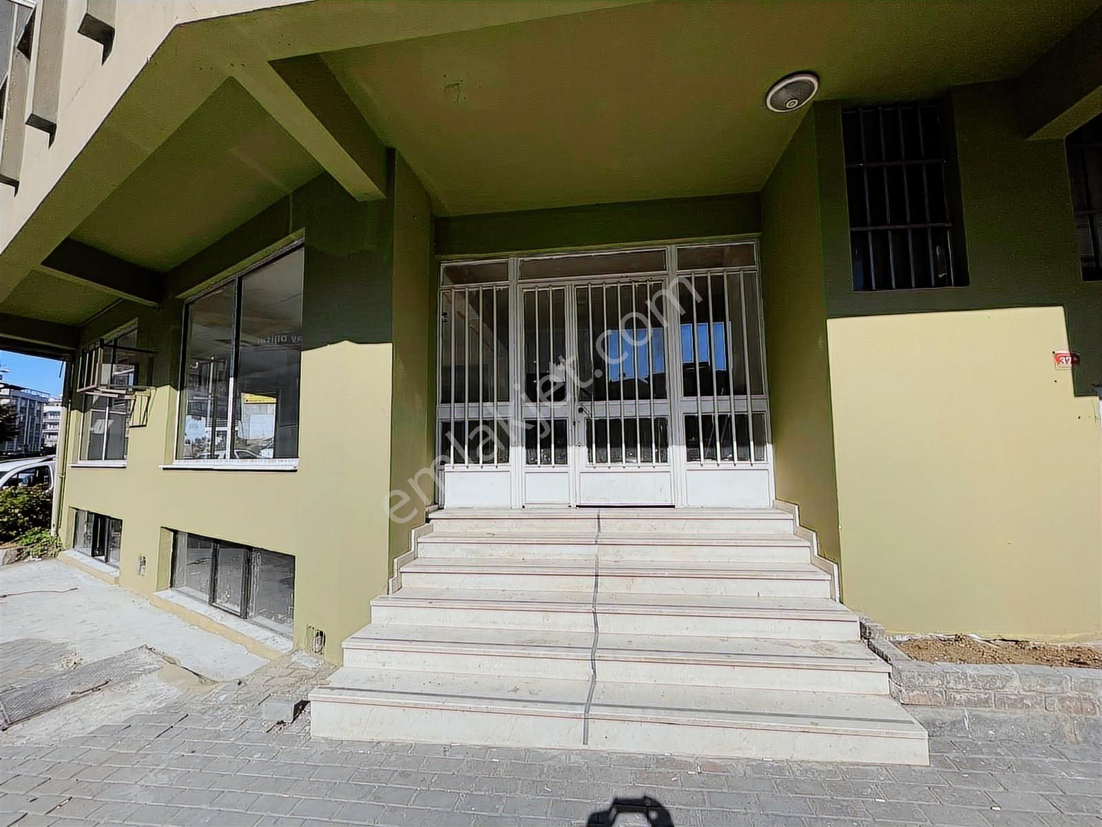 Sanayi Mahallesinde Ana Cadde Üstü 150 M2 Dükkan - Görsel 15