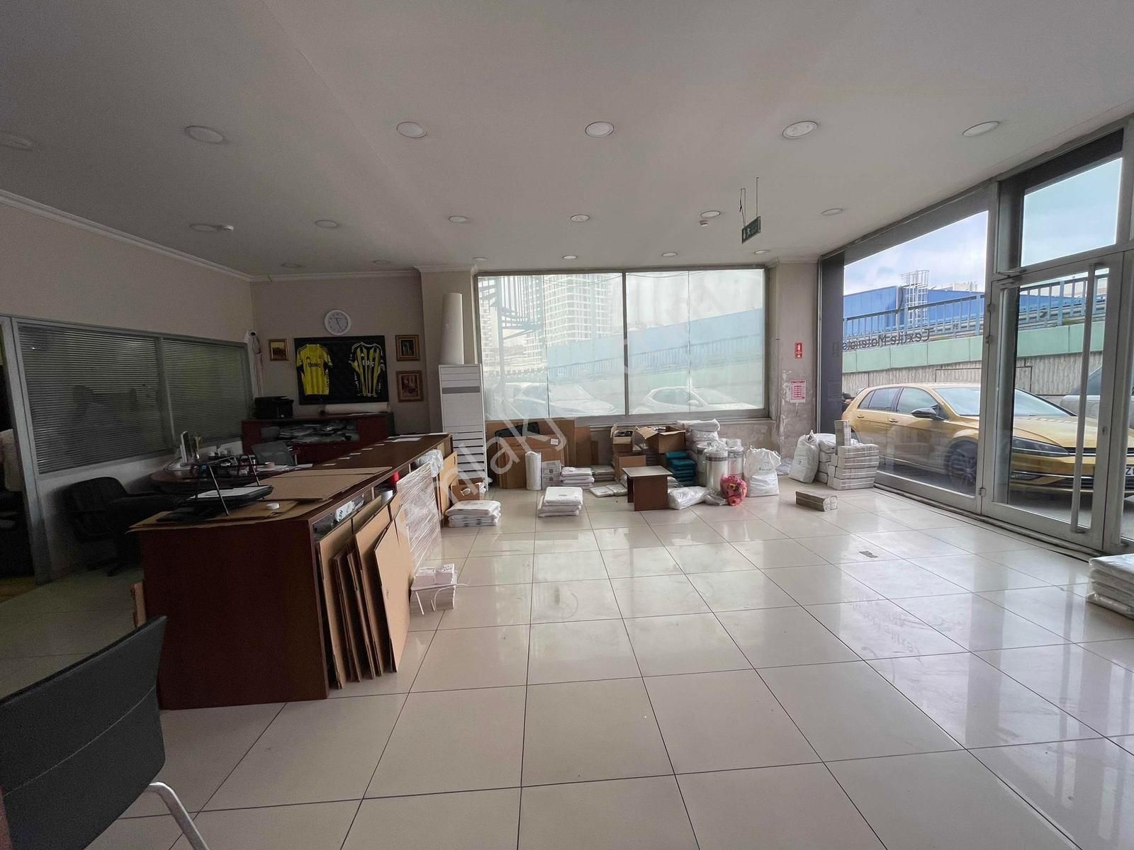 Ana Cadde Üzeri Tır Gırışli 750 M2 Prejtijli Dükkan/depo - Görsel 2