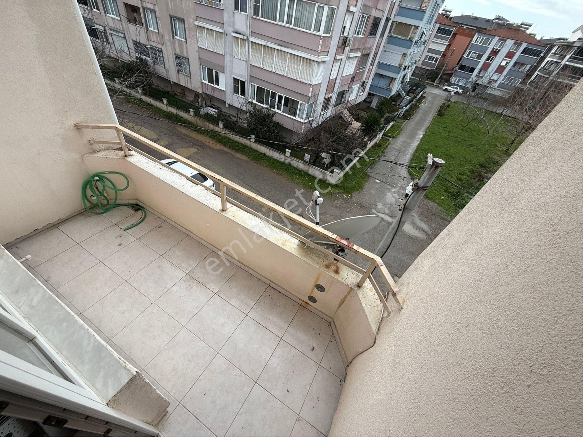 Cadde'den Otoparklı 2+1 Ayrı Mutfaklı Kaçmaz Fırsat Satılık - Görsel 23