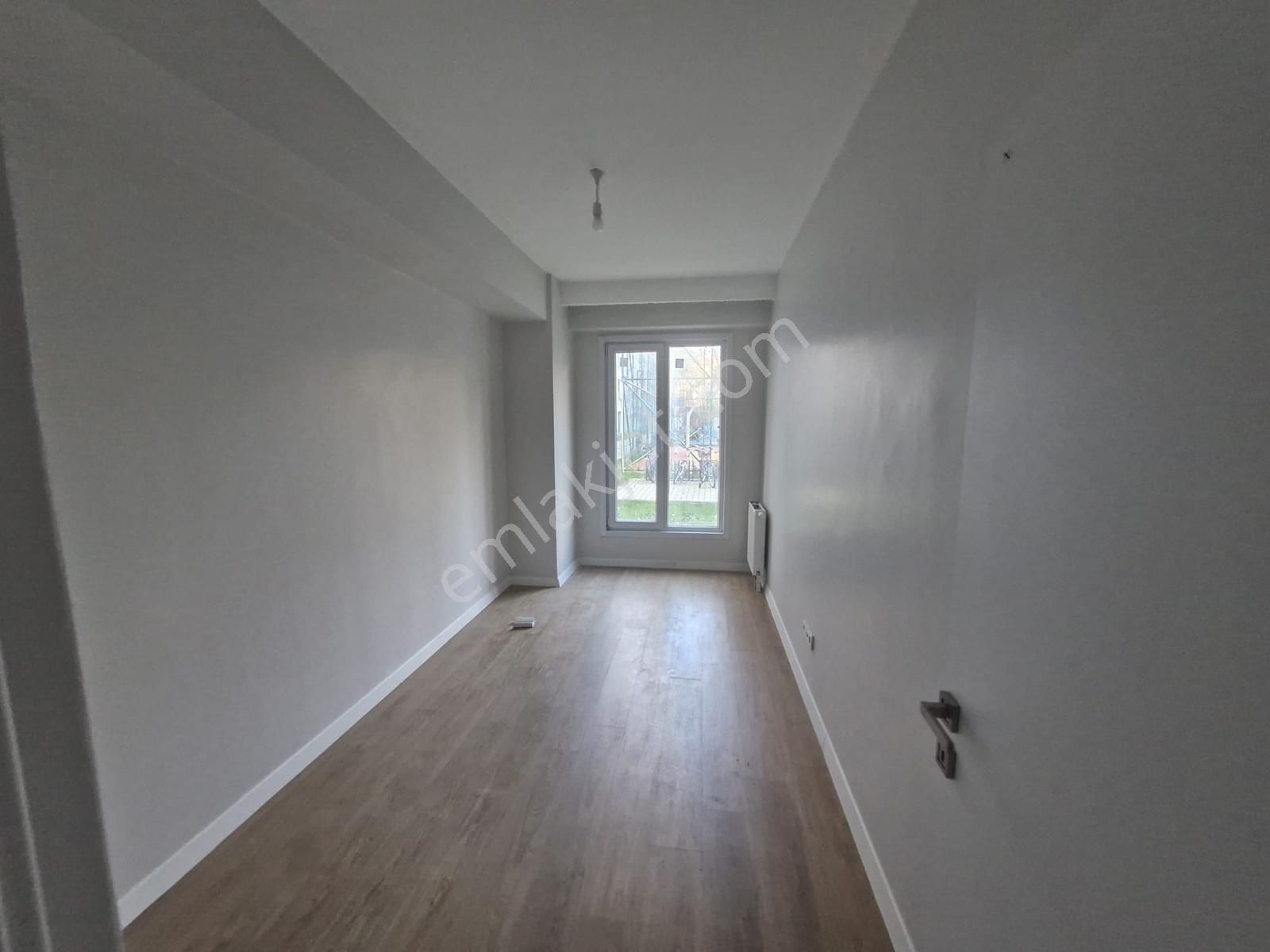 Kiptaş Kırlangıç Evlerinde Çoçuk Park'ı Önü Bahçe Katı 3+1 Daire - Görsel 31