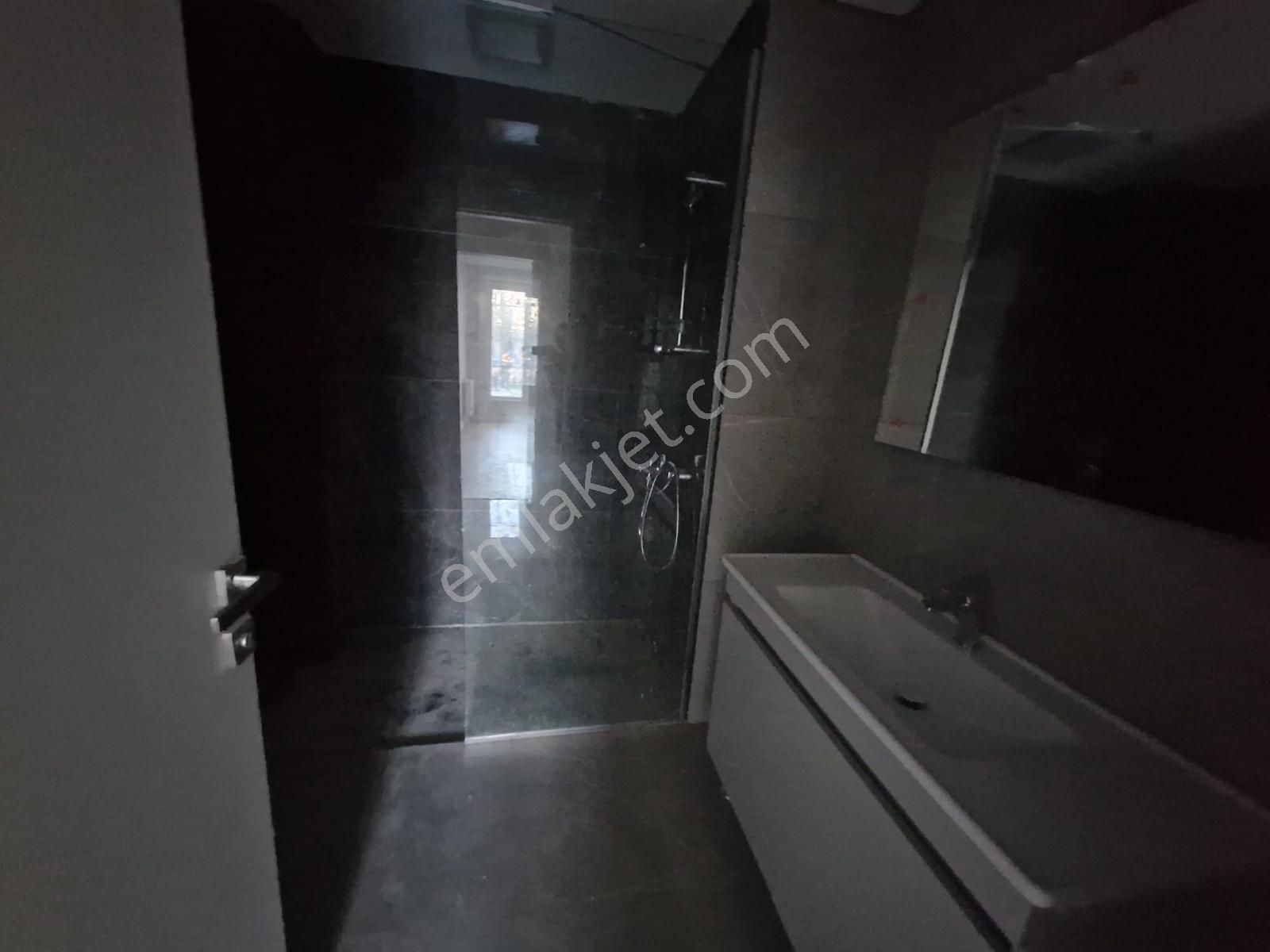 Kiptaş Kırlangıç Evlerinde Çoçuk Park'ı Önü Bahçe Katı 3+1 Daire - Görsel 20