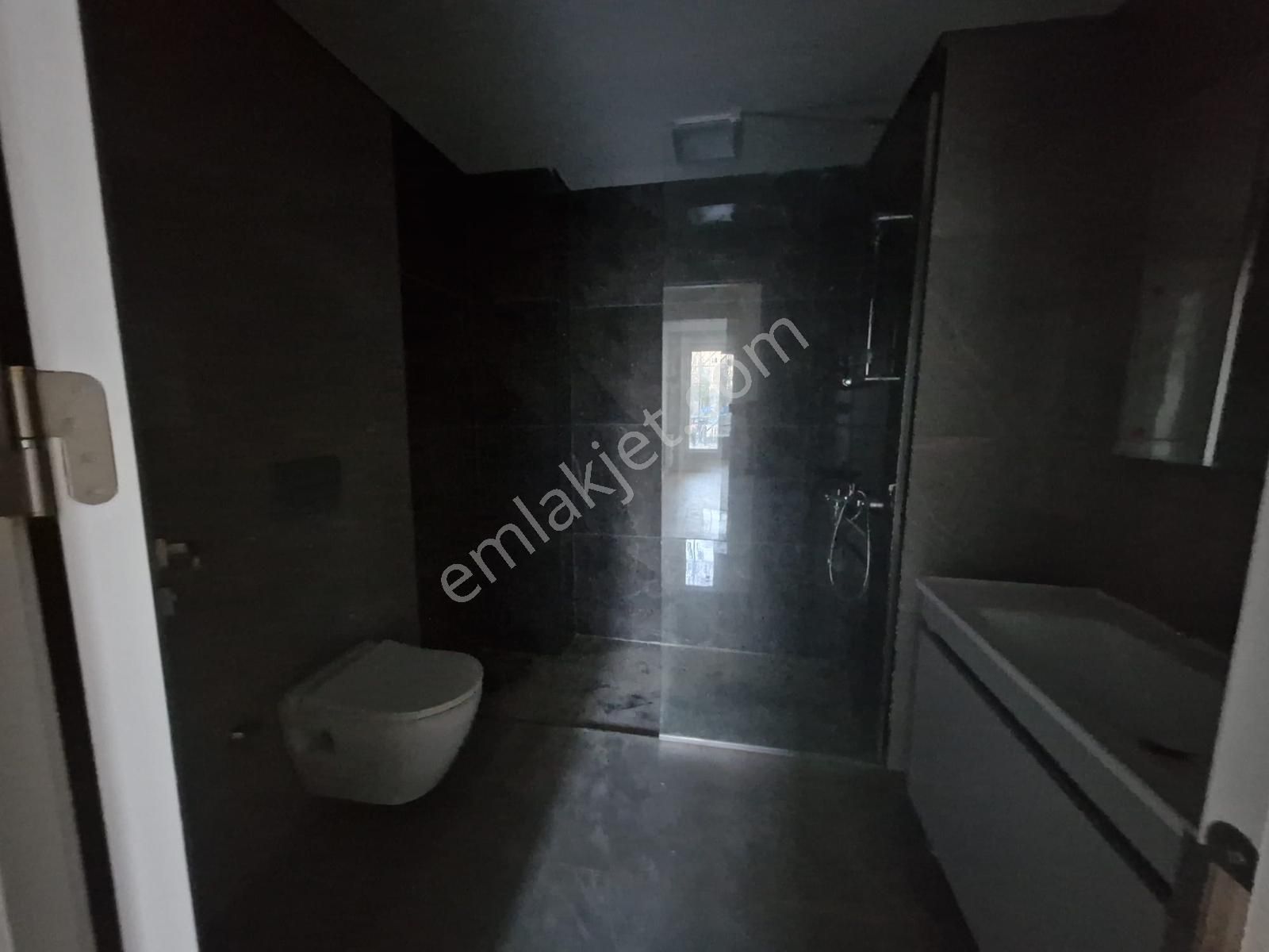 Kiptaş Kırlangıç Evlerinde Çoçuk Park'ı Önü Bahçe Katı 3+1 Daire - Görsel 30