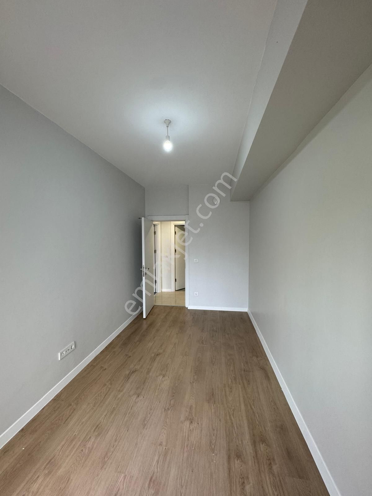 Kiptaş Kırlangıç Evlerinde Çoçuk Park'ı Önü Bahçe Katı 3+1 Daire - Görsel 26