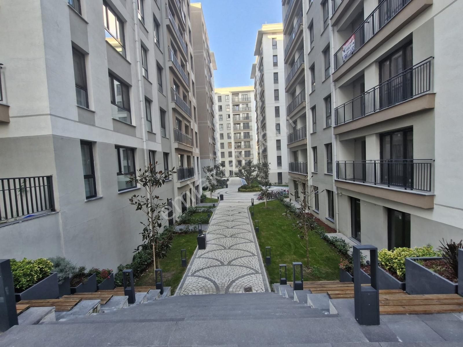 Kiptaş Kırlangıç Evlerinde Çoçuk Park'ı Önü Bahçe Katı 3+1 Daire - Görsel 14