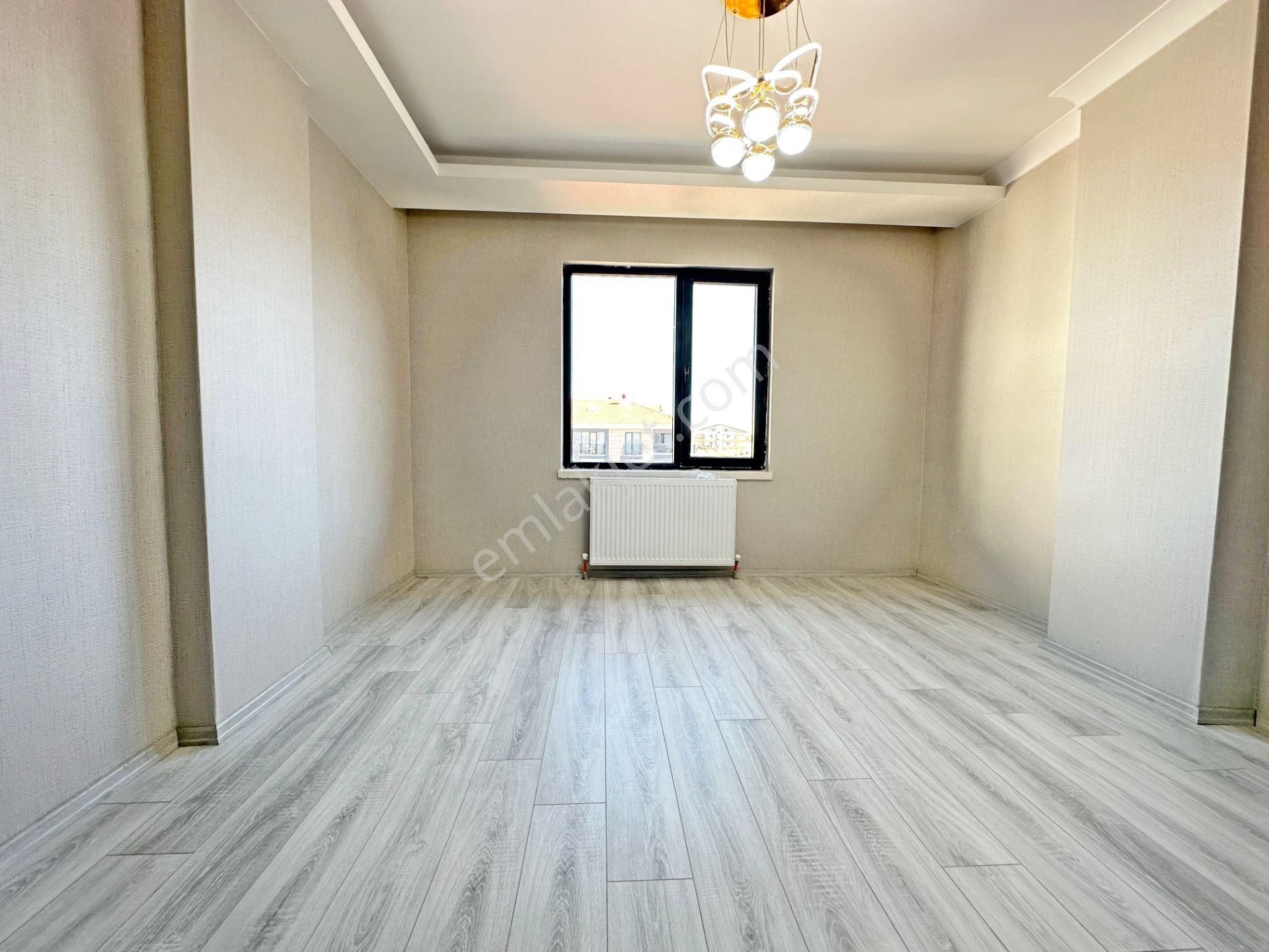 Özçelikler'den Ana Cadde Yanı Masrafsız Geniş Yapılı 3+1 Daire - Görsel 17