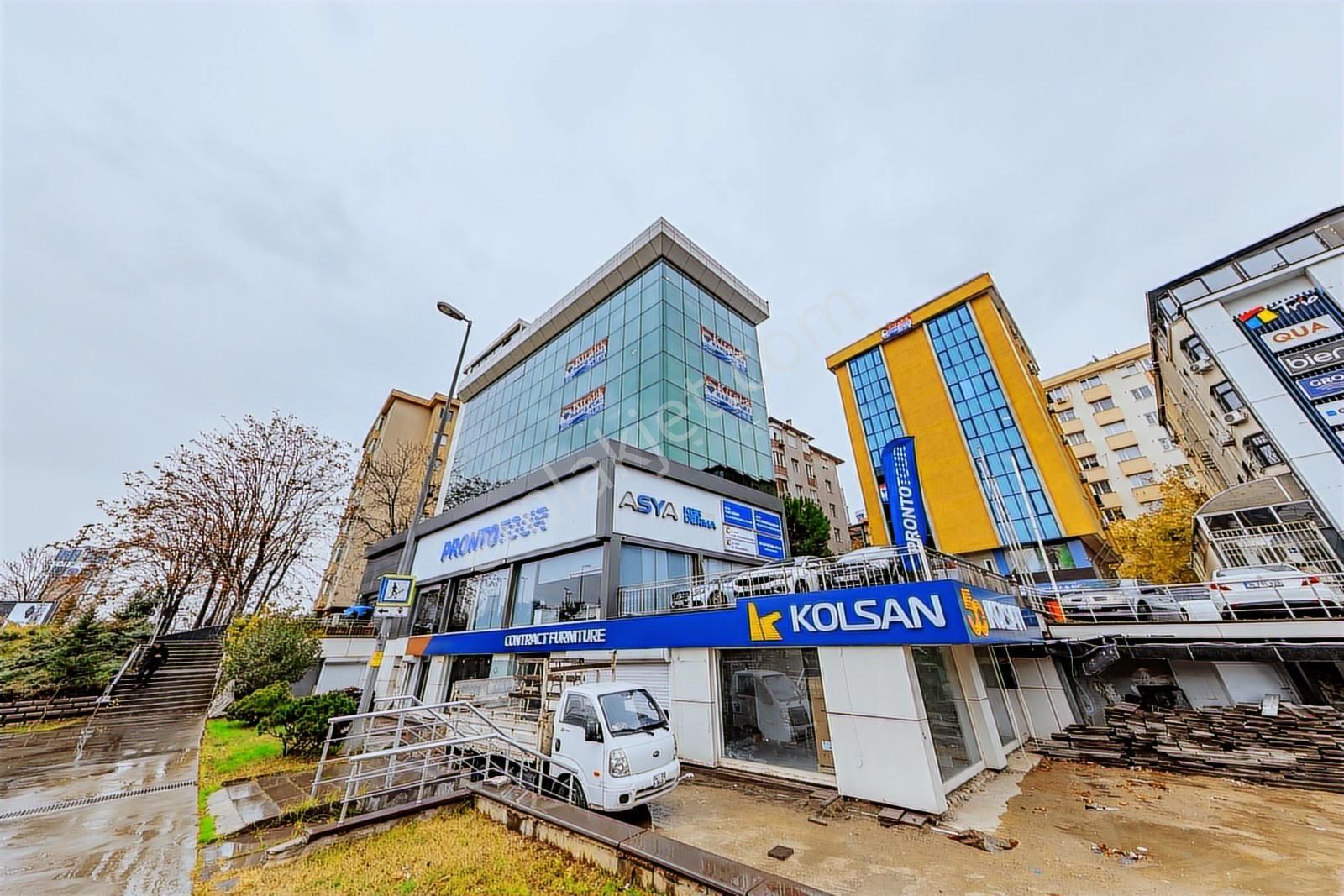 E5 Kozyatağı'nda Prestijli Plaza'da Kiralık 210 M2 Komple Kat - Görsel 29