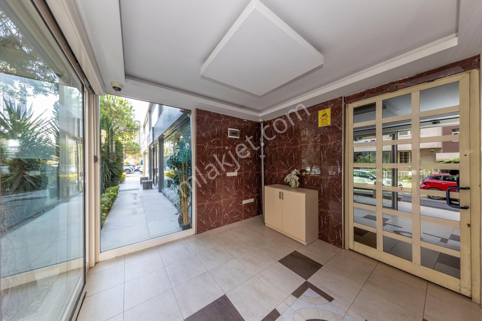 E5 Kozyatağı'nda Prestijli Plaza'da Kiralık 210 M2 Komple Kat - Görsel 11