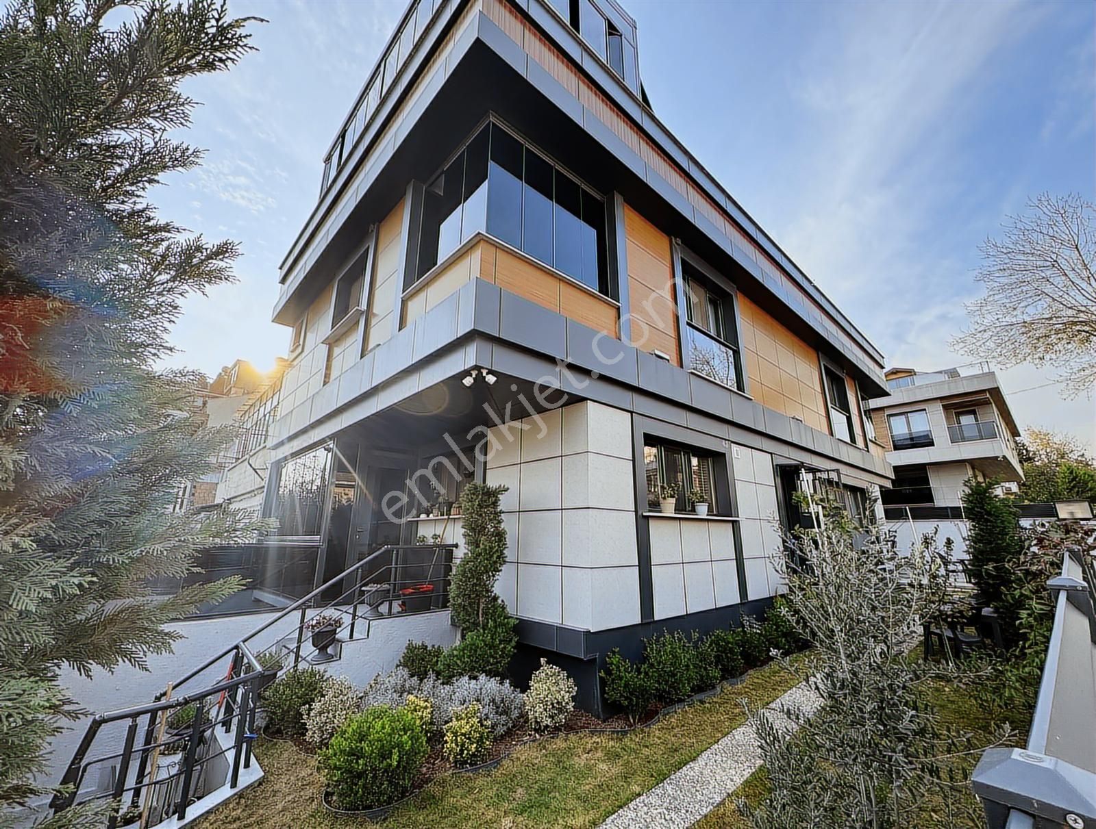 Topçular Müstakil Tripleks Ful Donanım Üç Cephe Bahçe Özel Garaj - Görsel 29