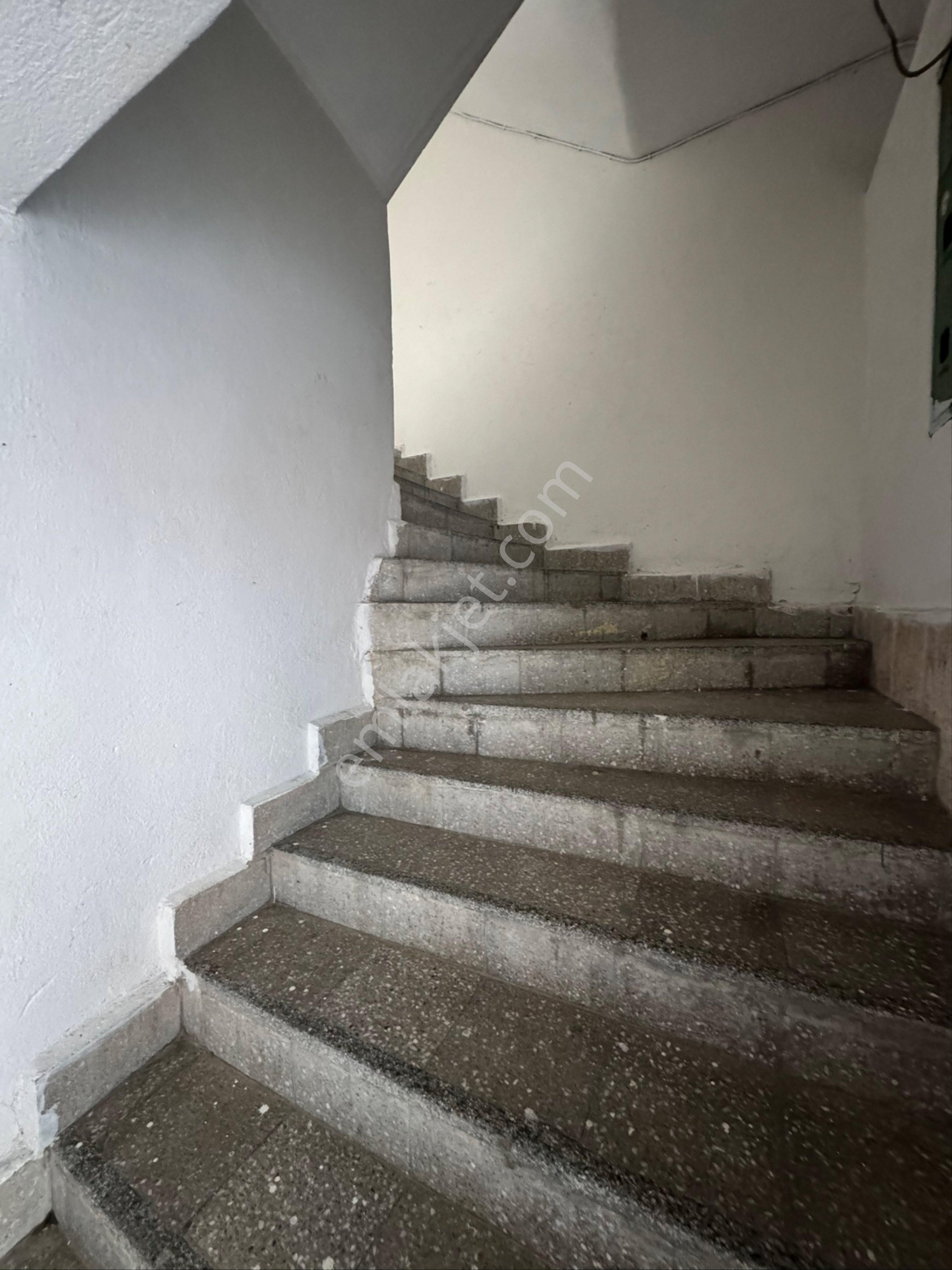 Gümüşpala Çarşıda 200m2 Kiralik Depo - Görsel 8