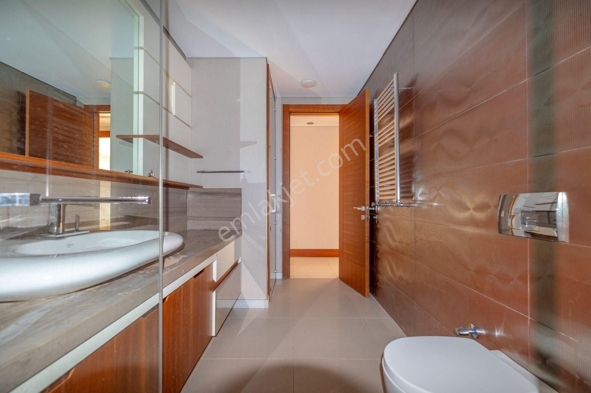 Ekşinar Konaklarında Deniz Orman Manzaralı 4+1 280 M2 Arakat - Görsel 17