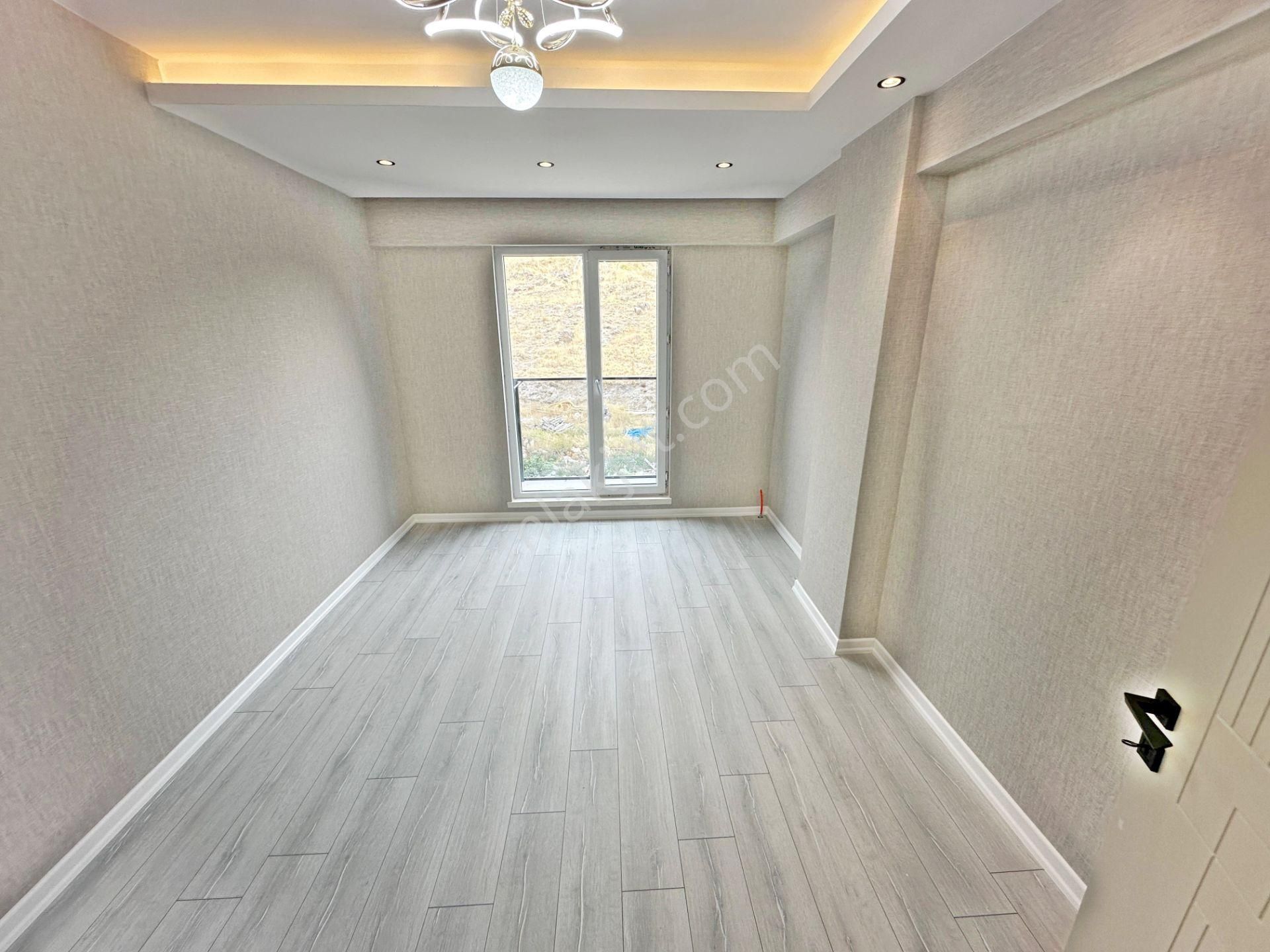 Acil Satılık Millet Bahçesine Cephe Full Yapılı Emsalsiz 3+1 Daire - Görsel 24