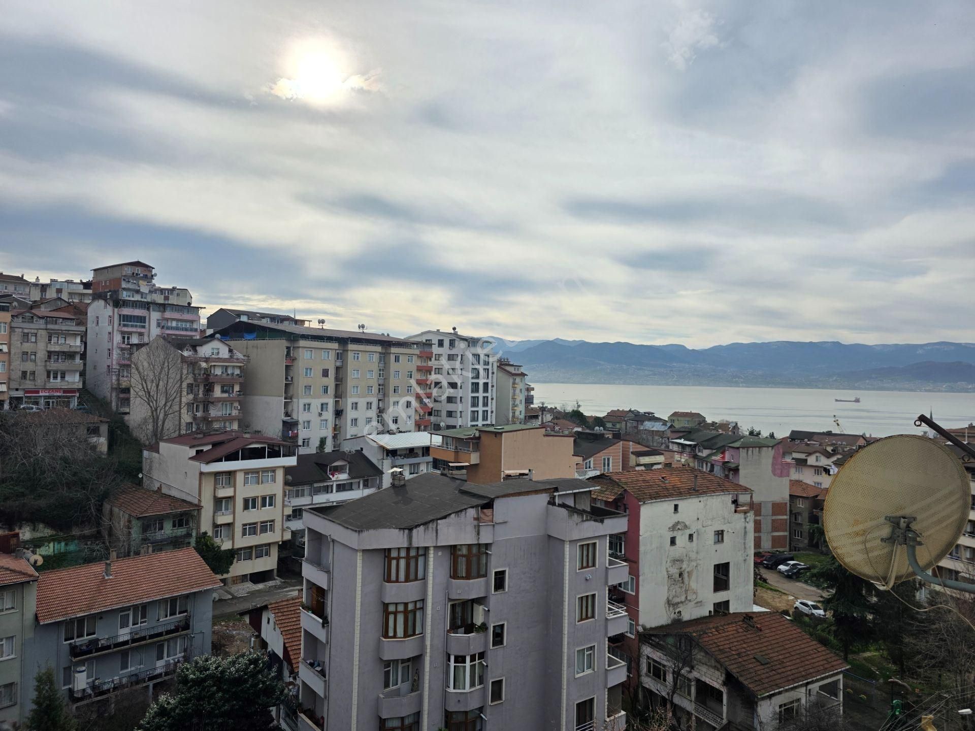 Altın Emlak' Tan Orduevi Arkası 3+1 Deniz Manzaralı Kiralık Daire