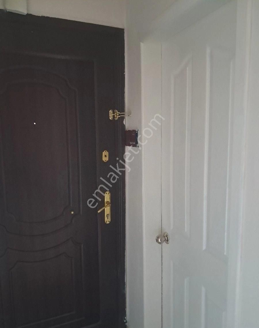 Duygu Emlak'tan Kırım Caddesi Üzerinde Asansörlü Bakımlı 3+1 Daire - Görsel 3