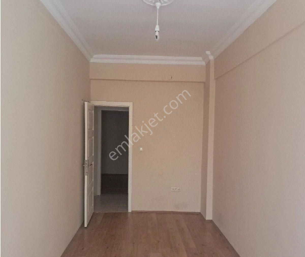 Ömerağa Mahallesinde Kiralık Bakımlı 2+1 Daire - Görsel 2