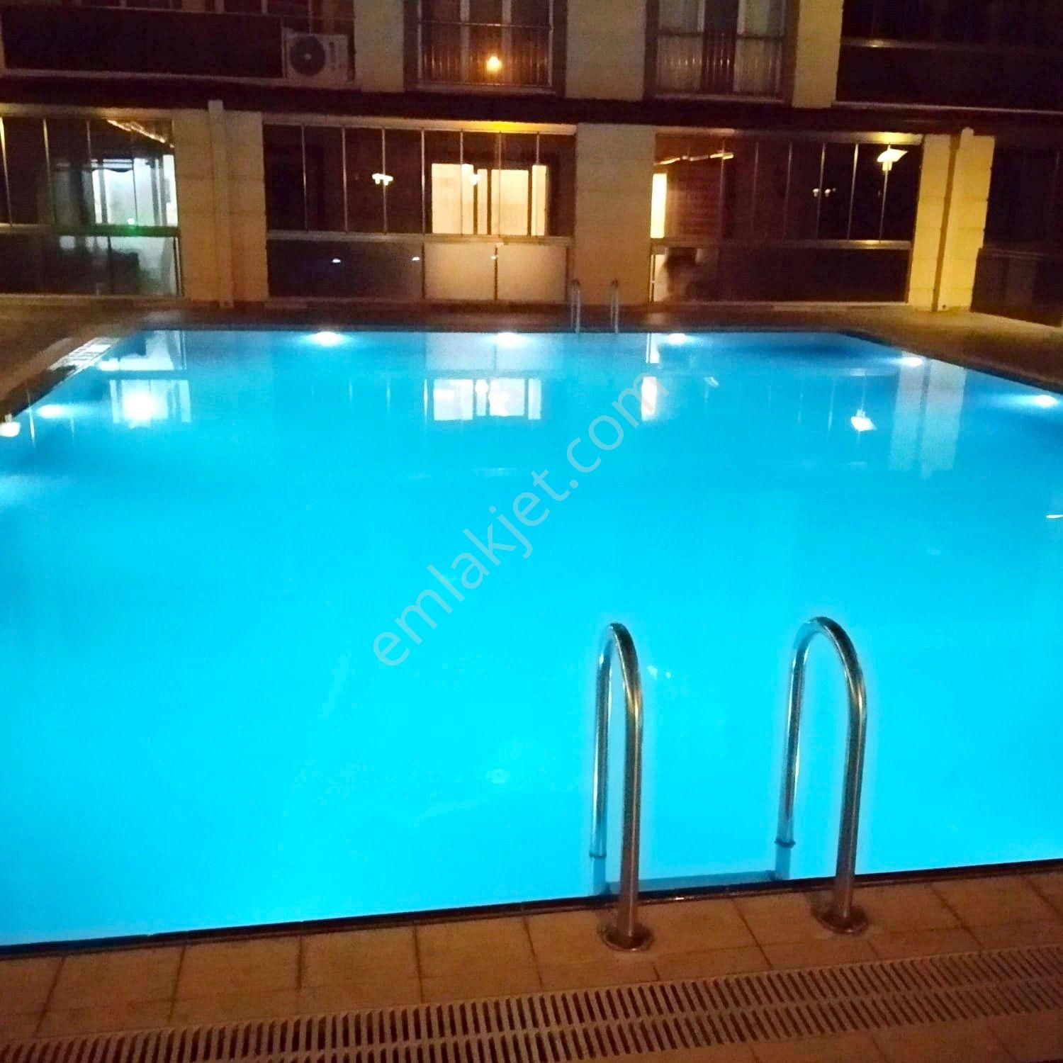 Yükselden Altınkumda Site İçinde ,havuzlu,kapalı Otoparklı Daire - Görsel 18