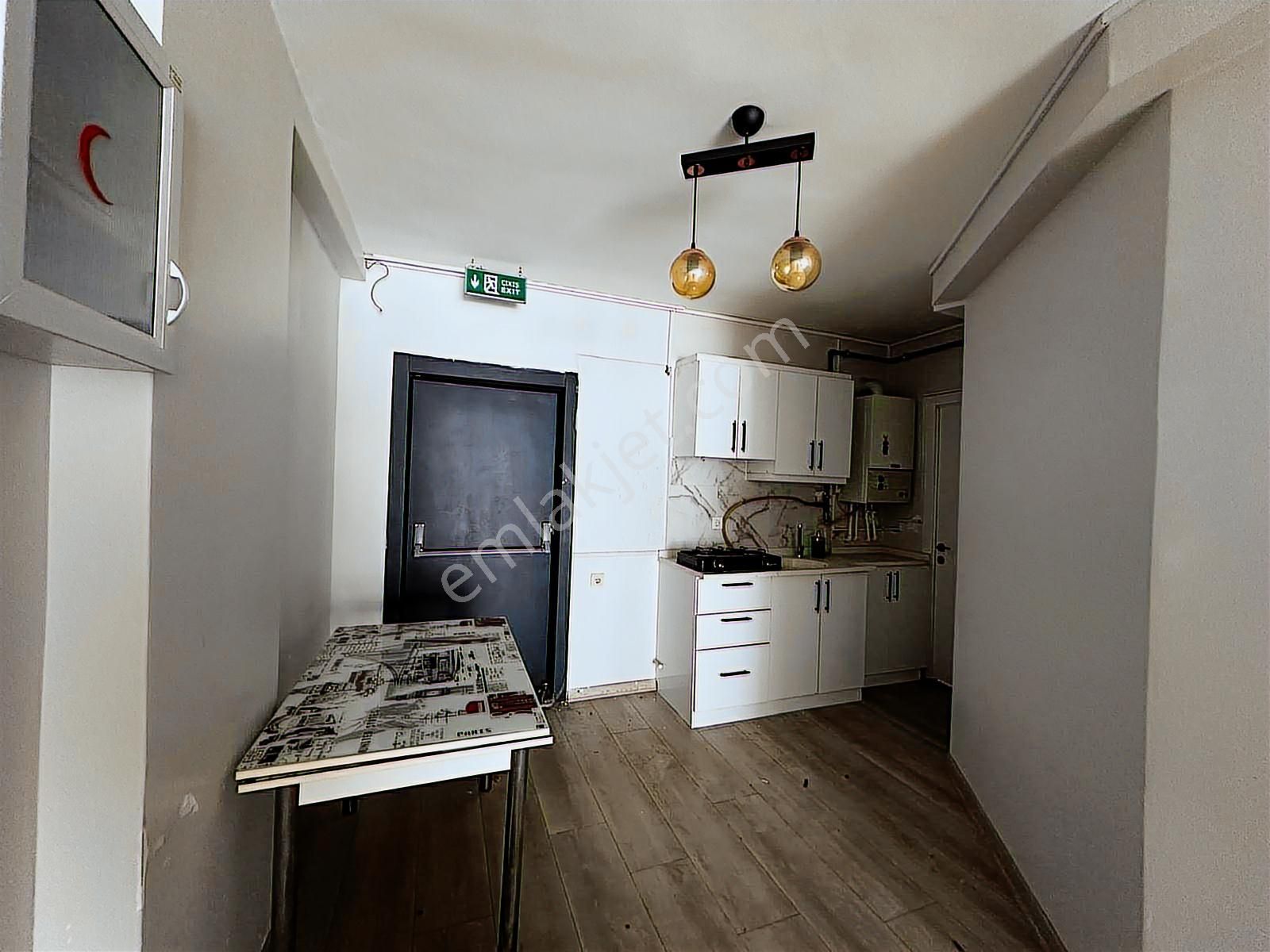 Ataşehir Örnek Mh Cahar Dudayev Cad Üzeri Yeni Binada Ofis - Görsel 3