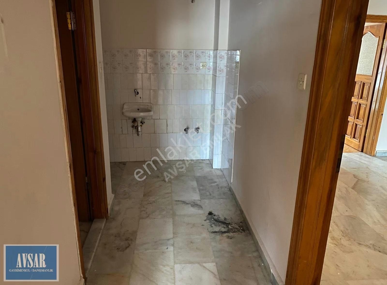 Ümraniye Araştırma Hast Yakın Geniş 3+1 Kiralık Daire - Görsel 12