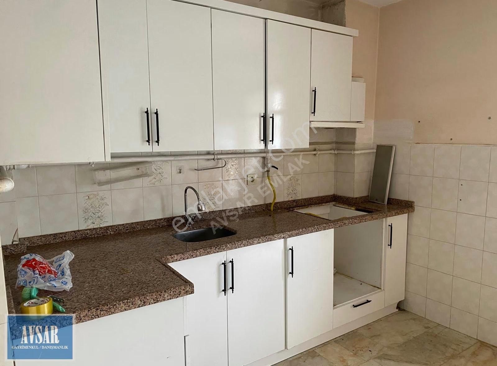 Ümraniye Araştırma Hast Yakın Geniş 3+1 Kiralık Daire - Görsel 3