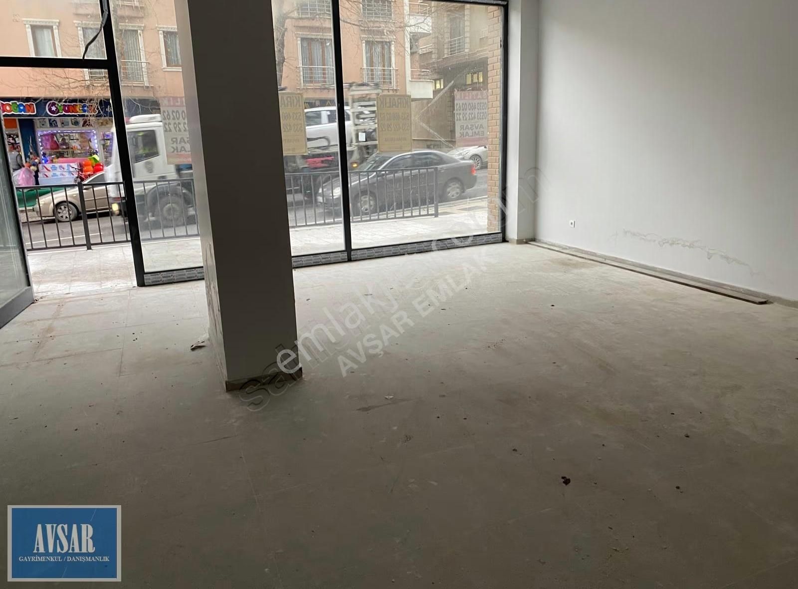 Mitatpaşa Cad Üzerinde Yeni Bina Altında 60m2 Kiralık İş Yeri - Görsel 2