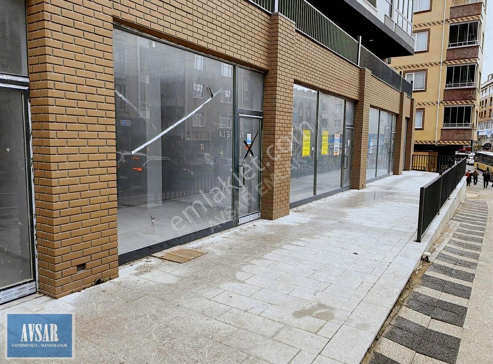 Mitatpaşa Cad Üzerinde Yeni Bina Altında 60m2 Kiralık İş Yeri - Görsel 4