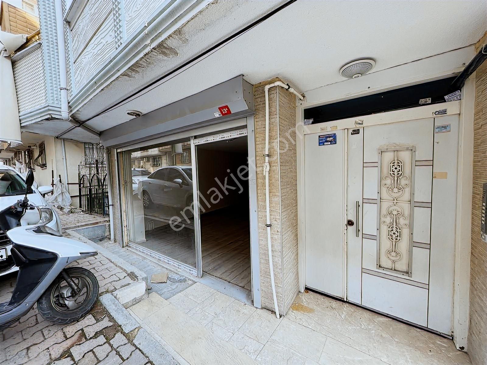 Mağaza Ve Ofis Kullanımına Uygun 75 M² Satılık Dükkân