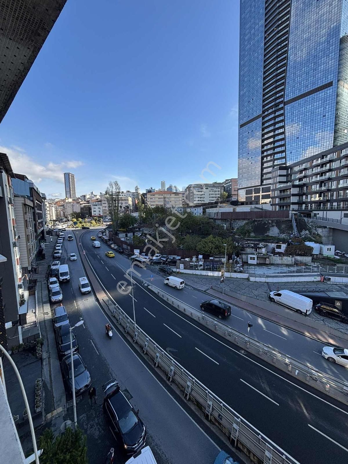 Şişli Plazalar Bölgesinde Değerli Konumda 3+1 Satılık Daire - Görsel 26