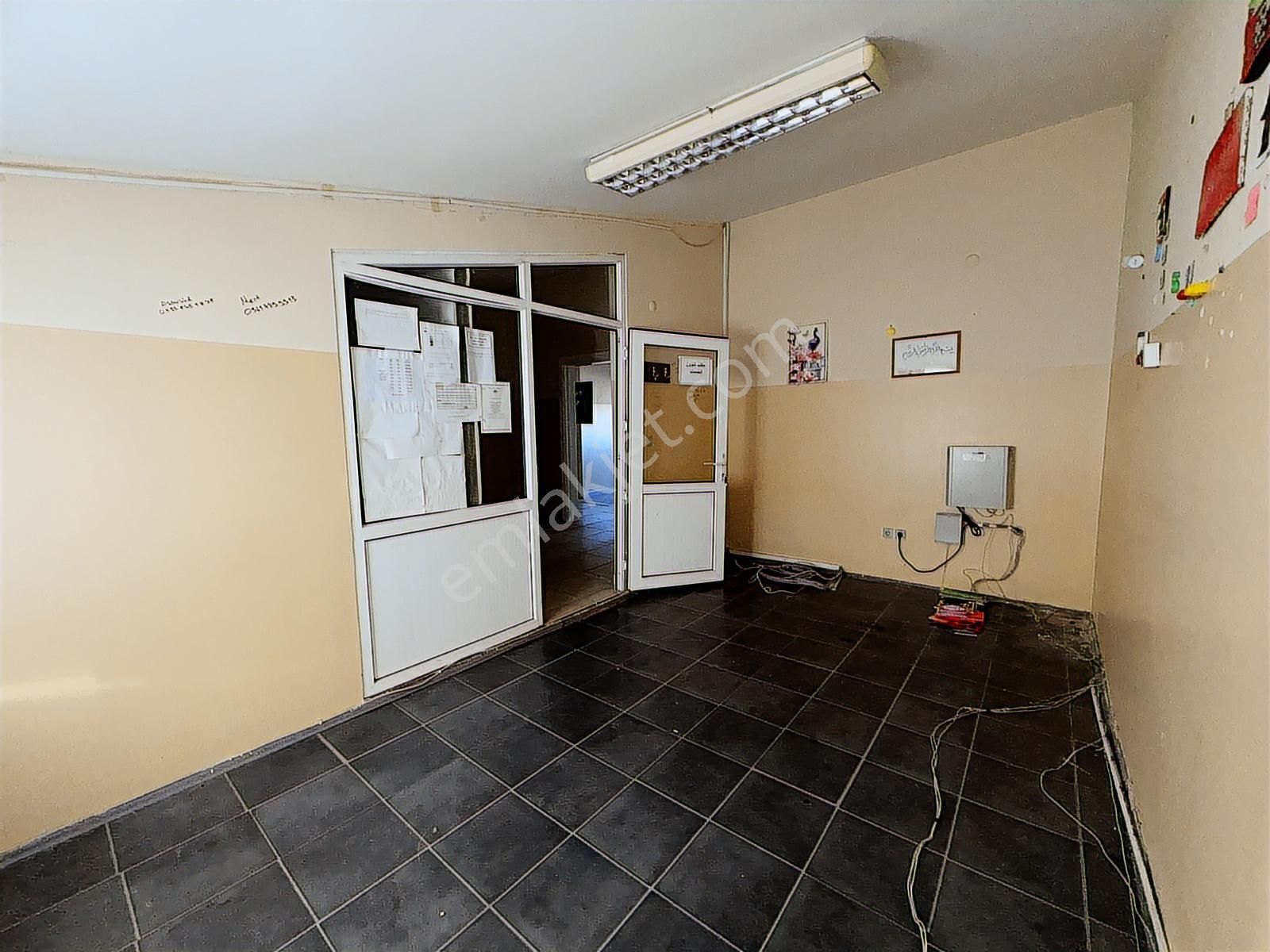 Kağıthane 8 Katlı Asansörlü Bina 2600m² Kapalı Alanlı 474m² Arsa - Görsel 35