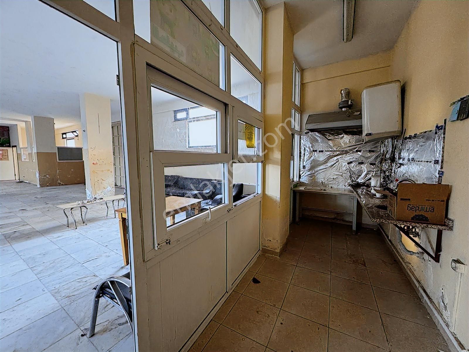 Kağıthane 8 Katlı Asansörlü Bina 2600m² Kapalı Alanlı 474m² Arsa - Görsel 17