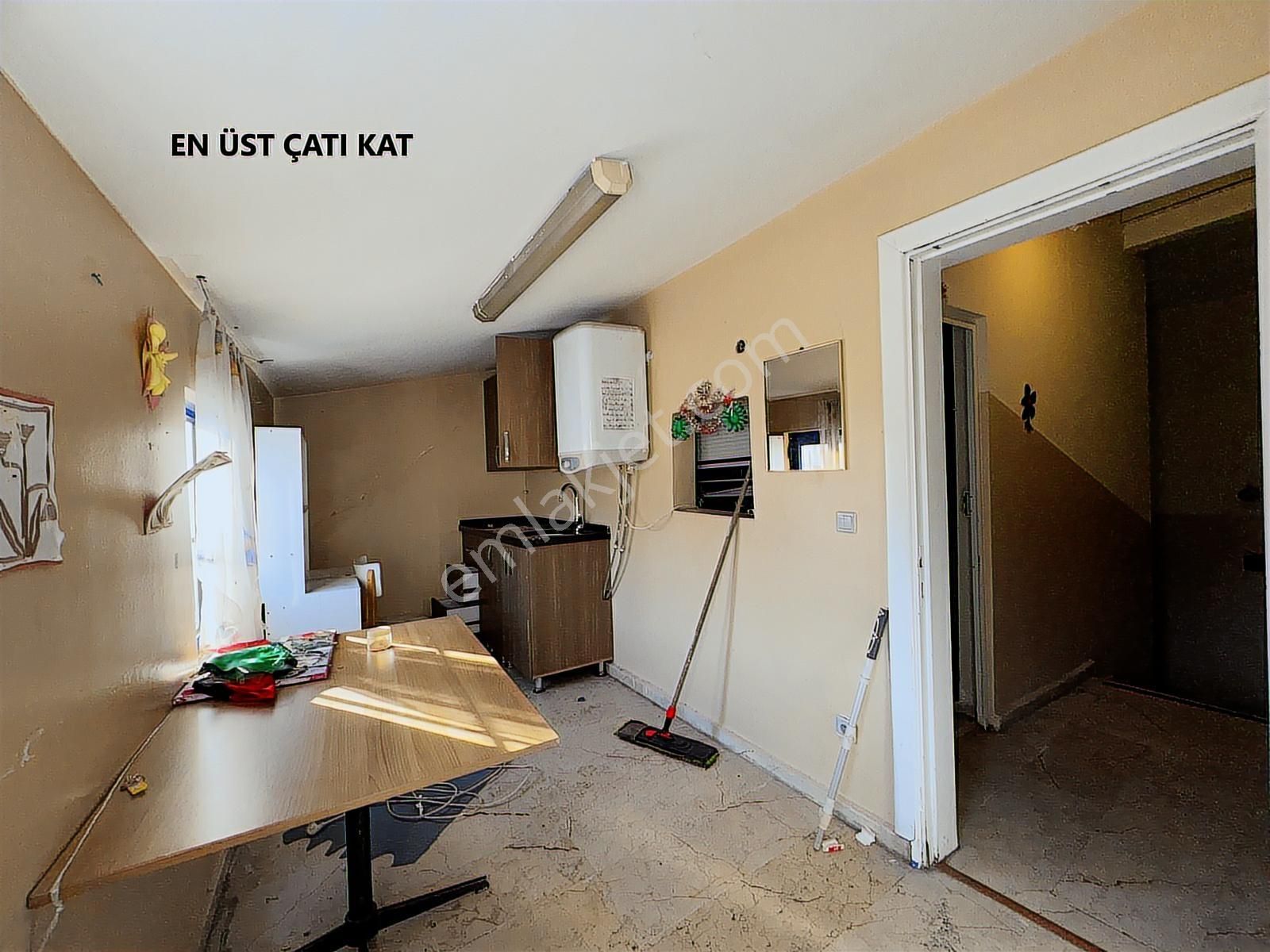 Kağıthane 8 Katlı Asansörlü Bina 2600m² Kapalı Alanlı 474m² Arsa - Görsel 10