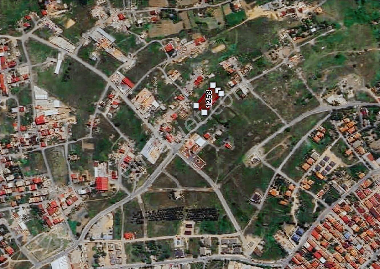 K.çekmece Gölü Yakını,balcıbük Cd.ne 72 M Cepheli Satılık Arsa - Görsel 11