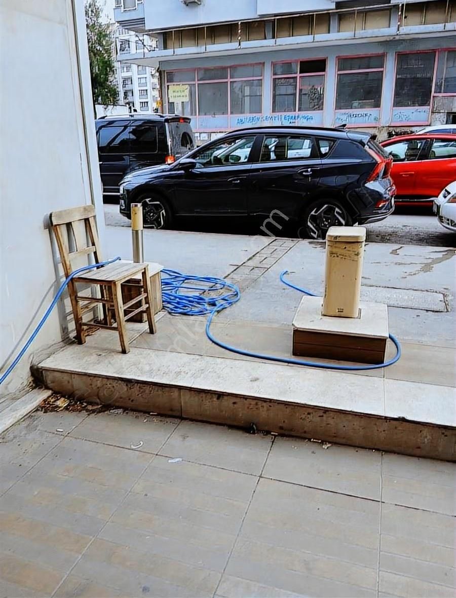 Üçyol Bahçelievler De Herişe Uygun Cadde Üzeri Köşe Dubleks Bakı - Görsel 2
